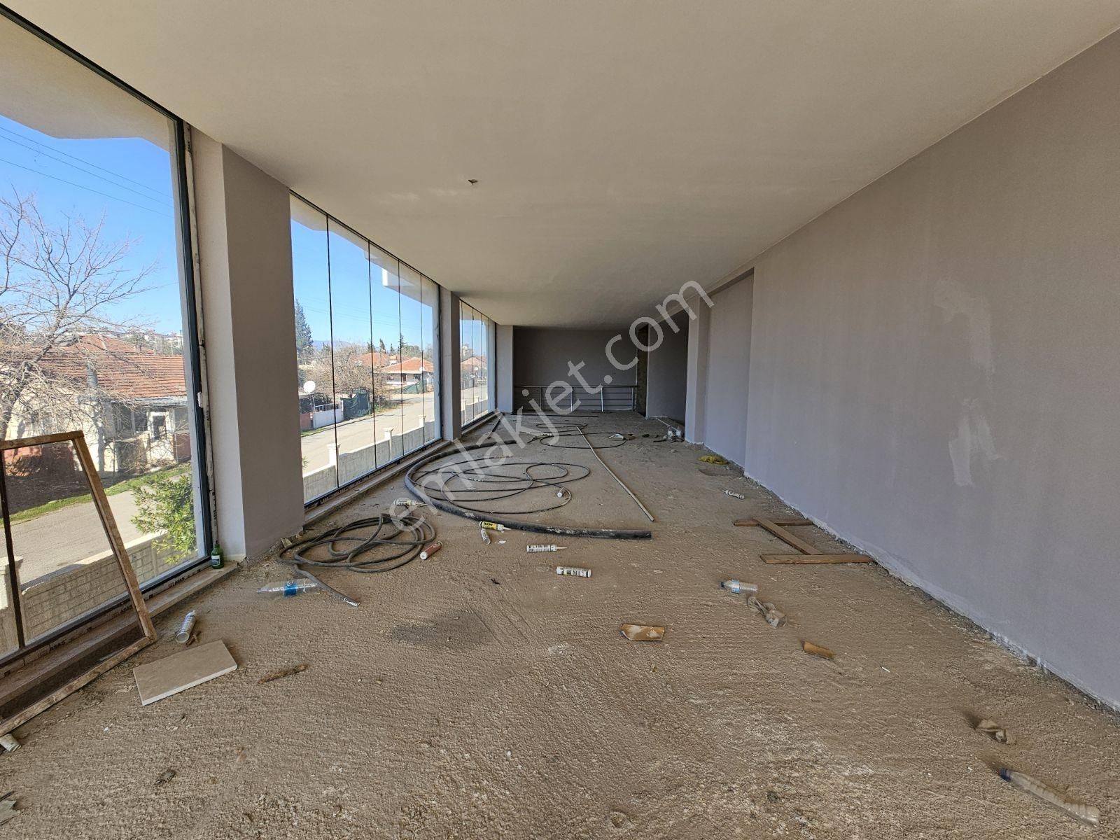 A K Mutludan Baraj Mahallesinde Ana Cadde Üzerin3 Katlı Dükkan - Görsel 4