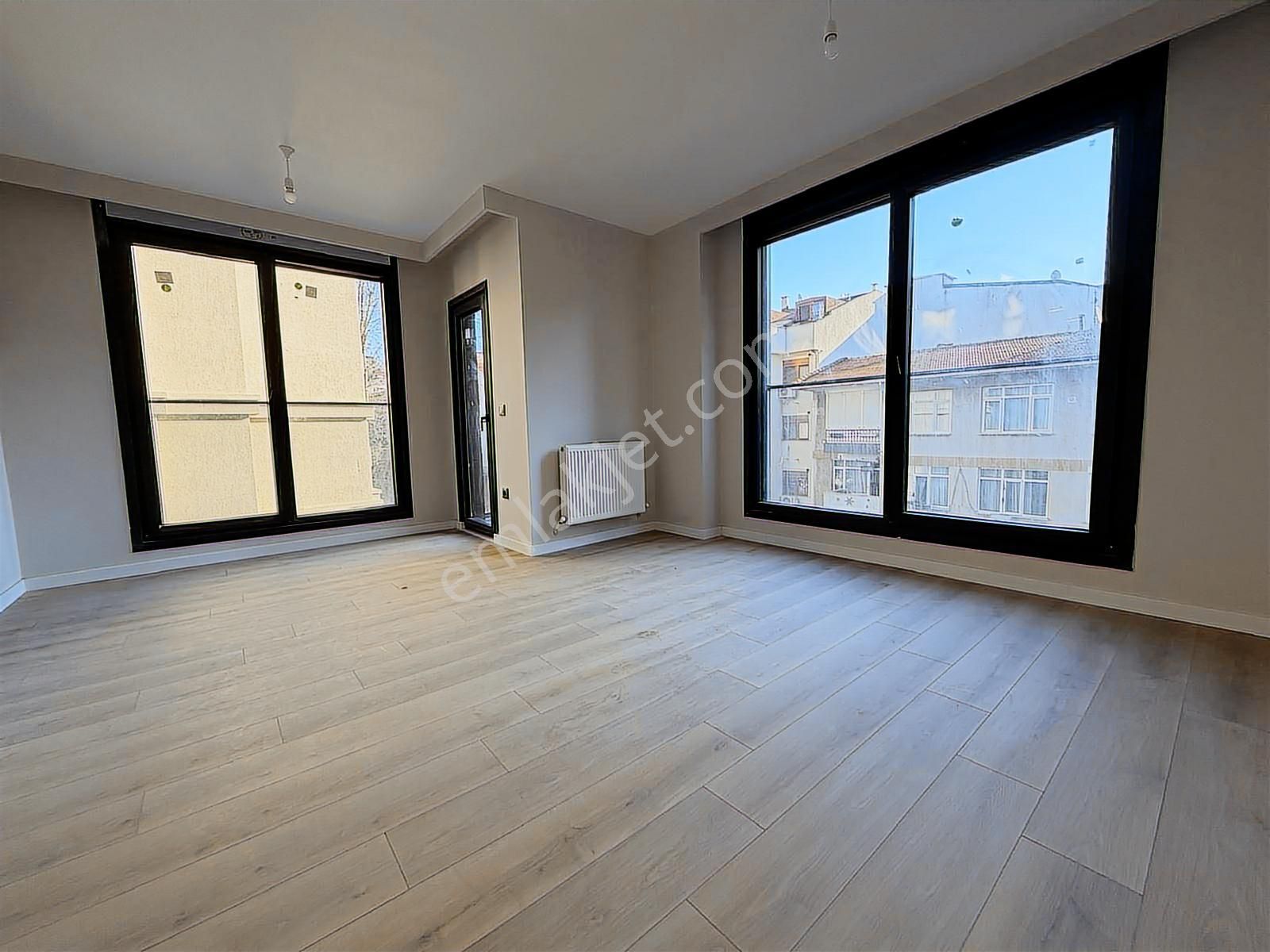 Utkudan Suadiye Eminalipaşa Cad. Üzerinde Sıfır Satılık 2+1daire - Görsel 6