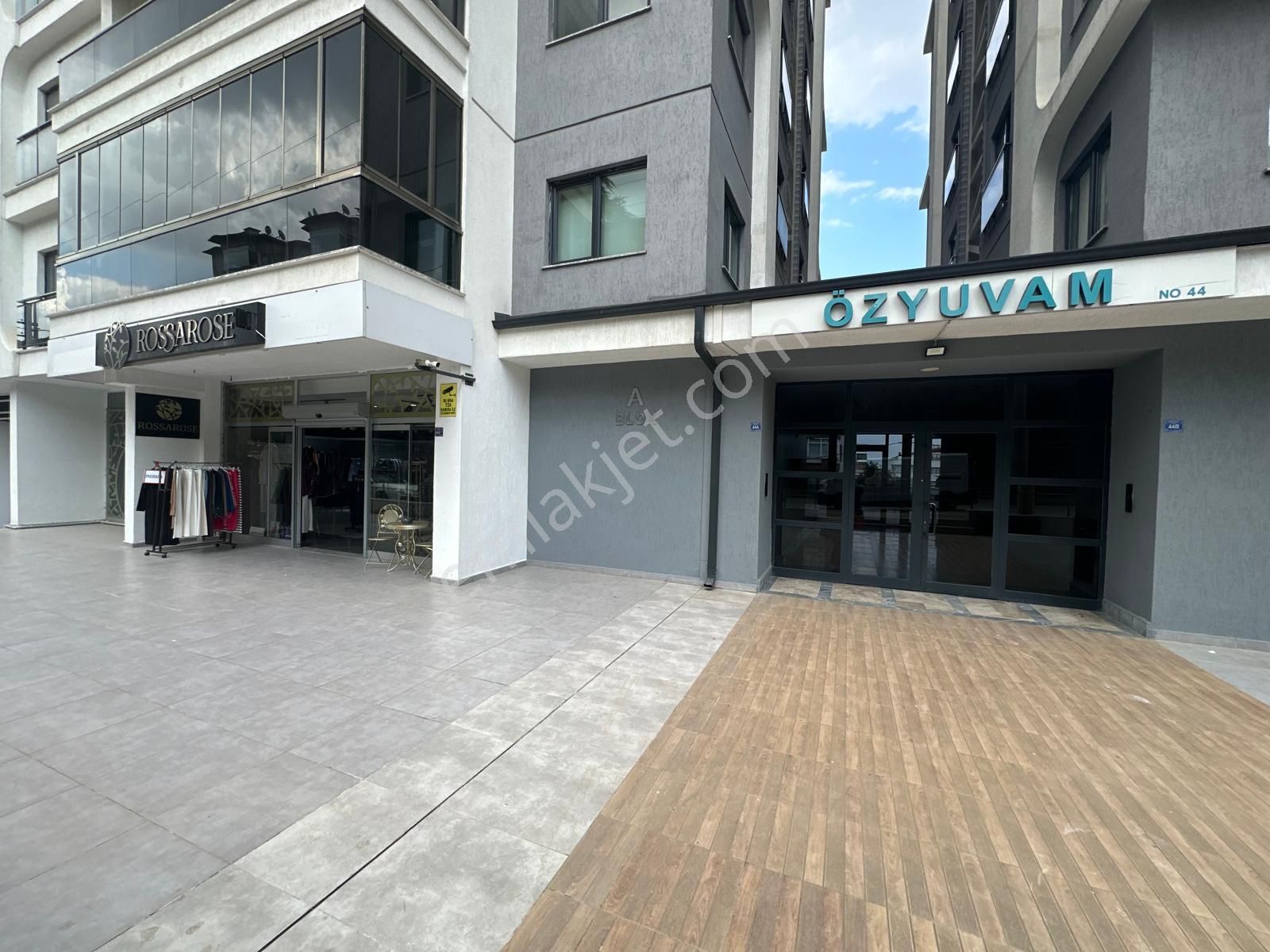 Beşevler Konak Cd.üzerinde Site İçi Satılık 4+1 Dubleks Daire! - Görsel 3