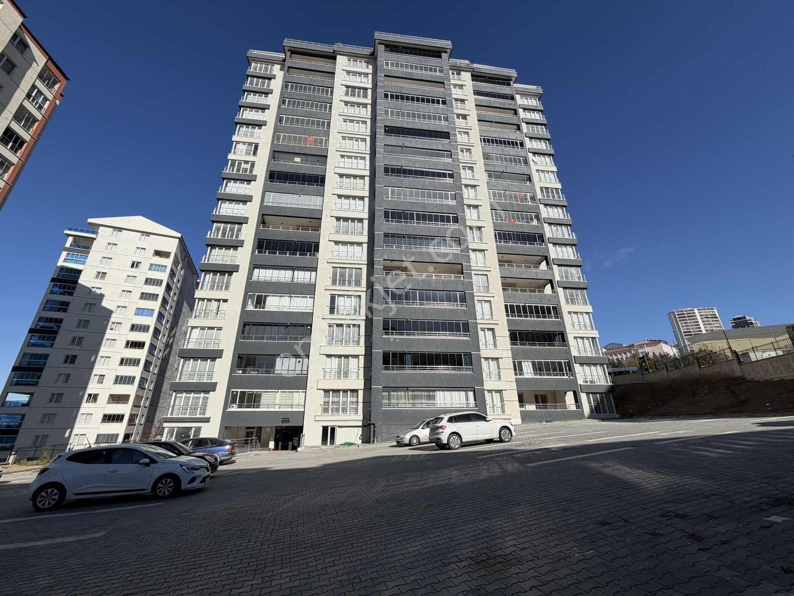 Akprime'dan Süper Lüx Yapılı Sıfır Sitede 3+1 Fırsat Dairesi - Görsel 25