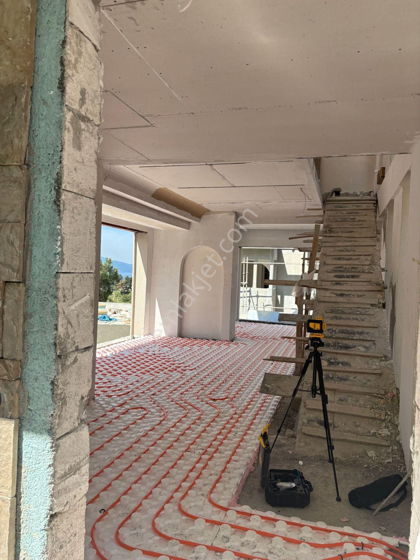 Soğucak'ta Akıllı Sistemli, Havuzlu, Manzaralı Villalar - Görsel 23