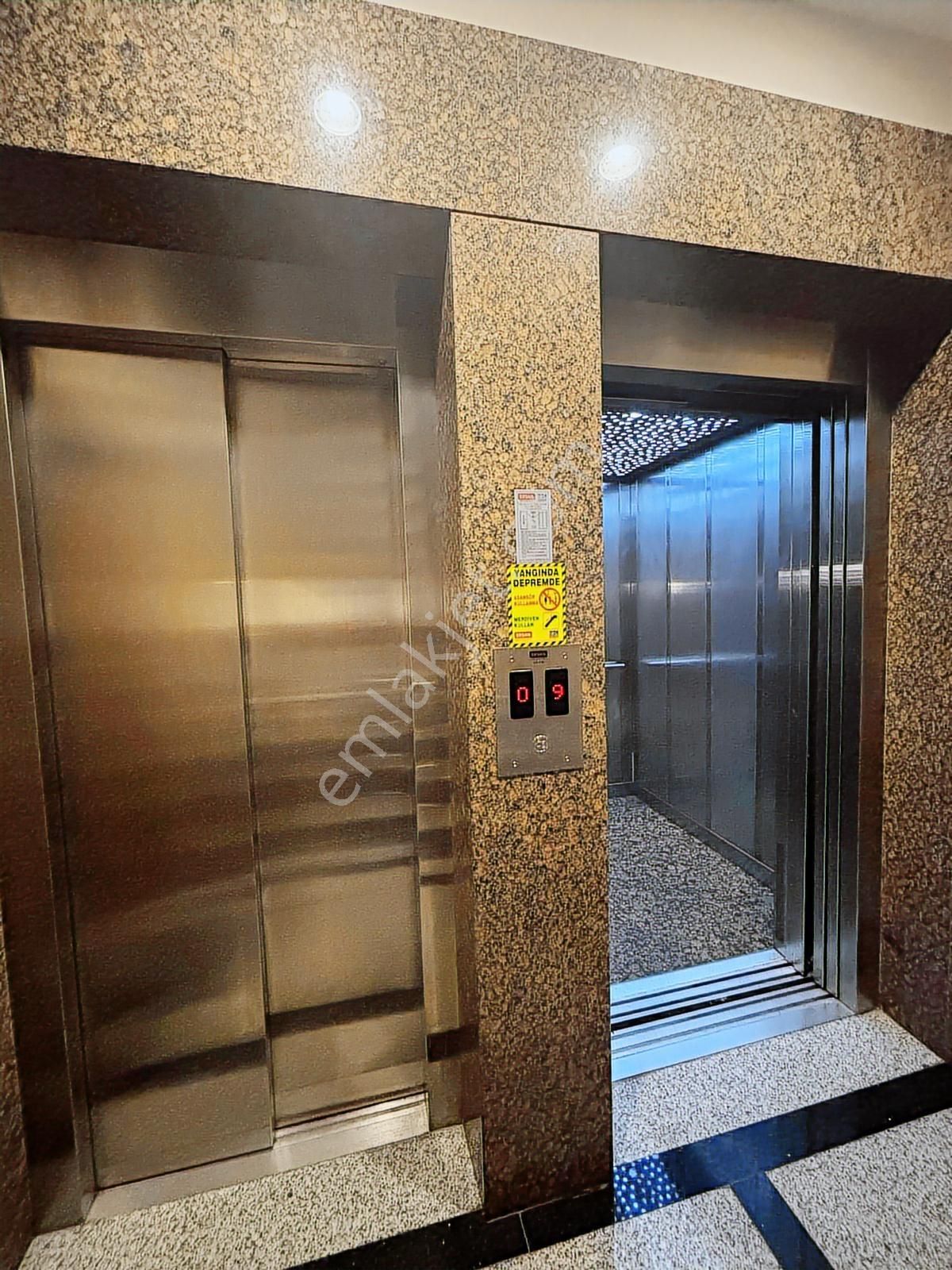 Turyap'tan Caddebostan'da Kullanışlı Ferah Emsalsiz Geniş 3+1 - Görsel 12