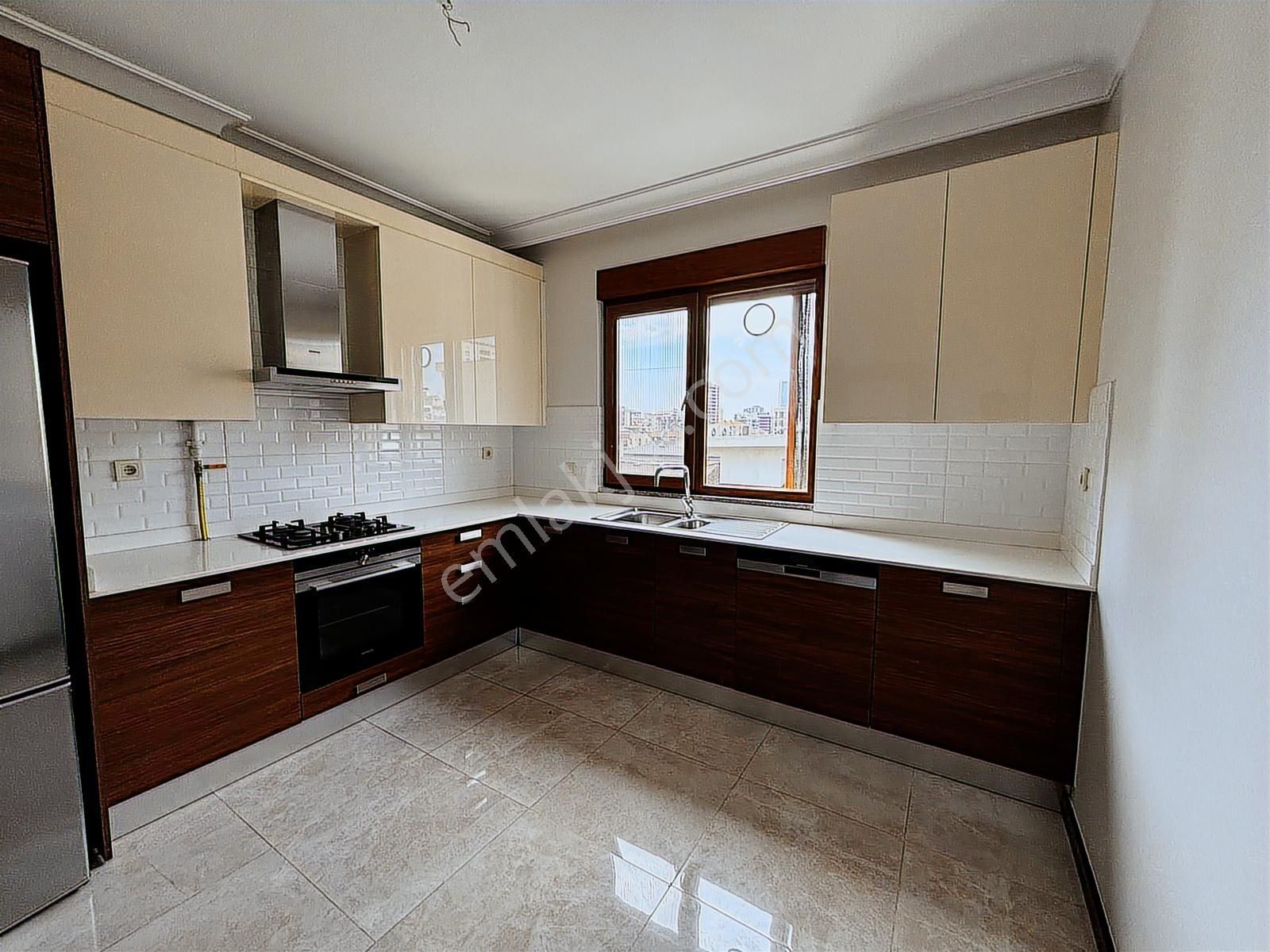 Turyap'tan Caddebostan'da Kullanışlı Ferah Emsalsiz Geniş 3+1 - Görsel 15