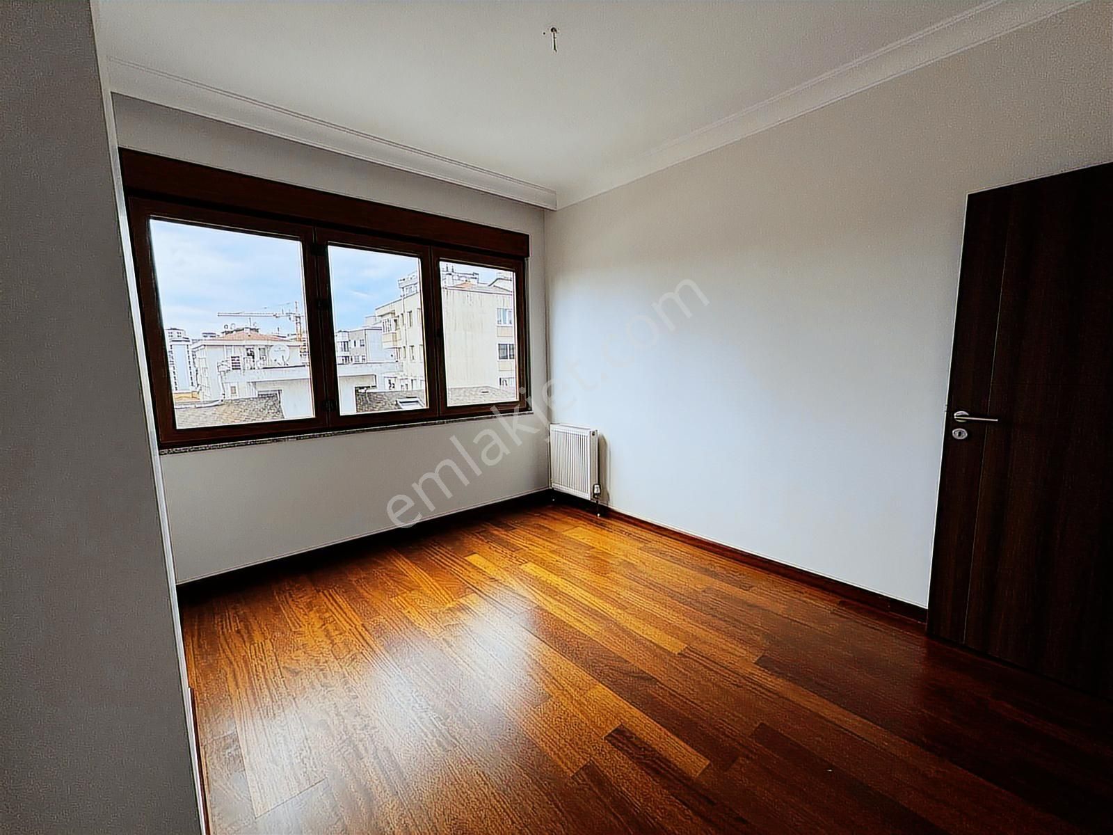 Turyap'tan Caddebostan'da Kullanışlı Ferah Emsalsiz Geniş 3+1 - Görsel 14