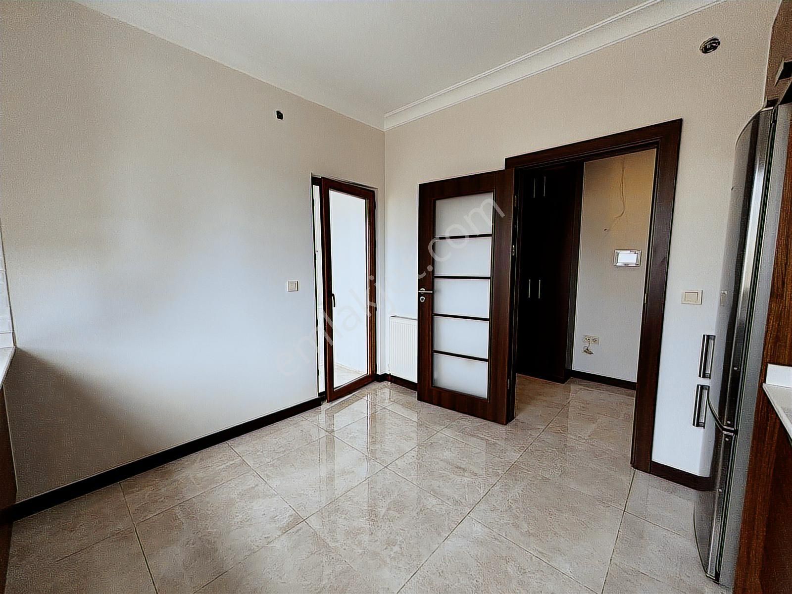 Turyap'tan Caddebostan'da Kullanışlı Ferah Emsalsiz Geniş 3+1 - Görsel 27