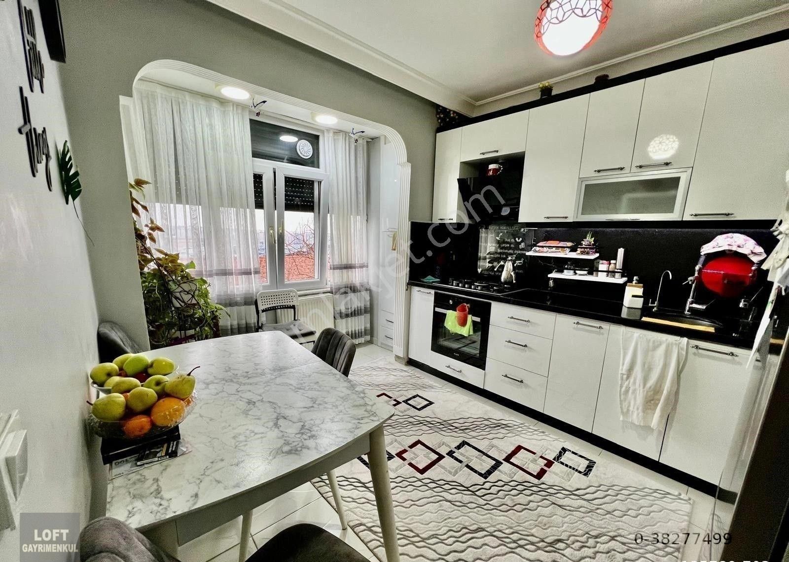 Loft'tn Tevfikbey Mah 2+1 90m2 Satılık Kullanışlı 1. Kat Yeni - Görsel 2