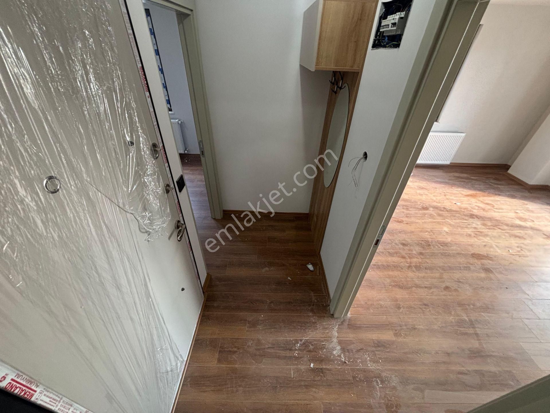Yiğit'ten Kadıköyde 1+1 Doğalgaz Kombili Öncephe Sıfır Lüx Daire - Görsel 22