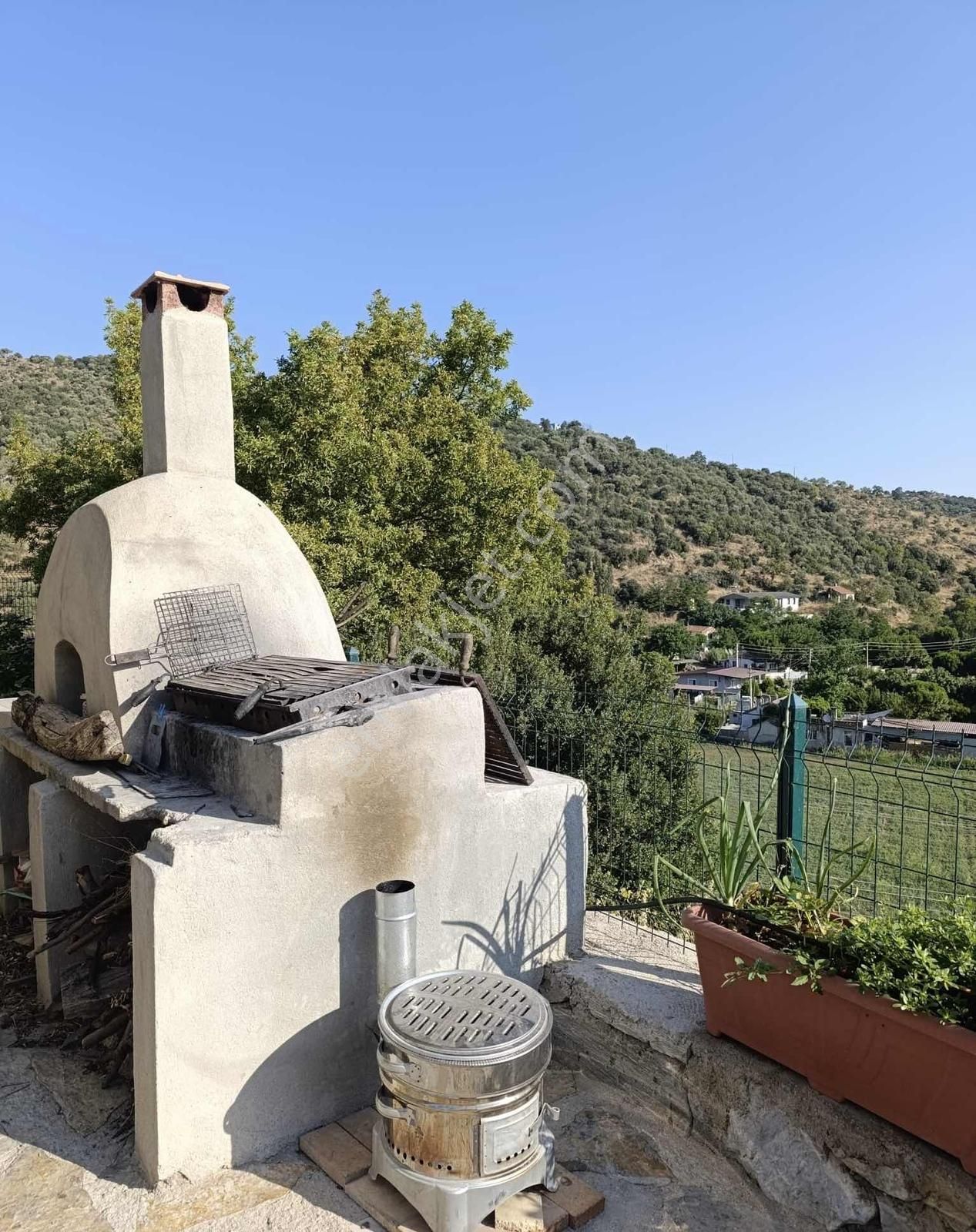 Söke'de Havuzlu 2+1 Doğa İle İç İçe Taş Ev - Görsel 17