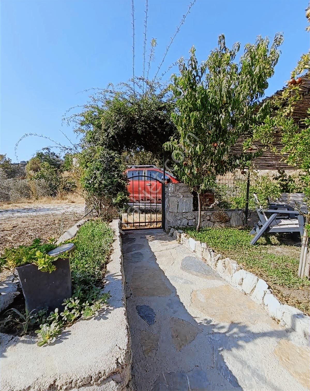 Söke'de Havuzlu 2+1 Doğa İle İç İçe Taş Ev - Görsel 25