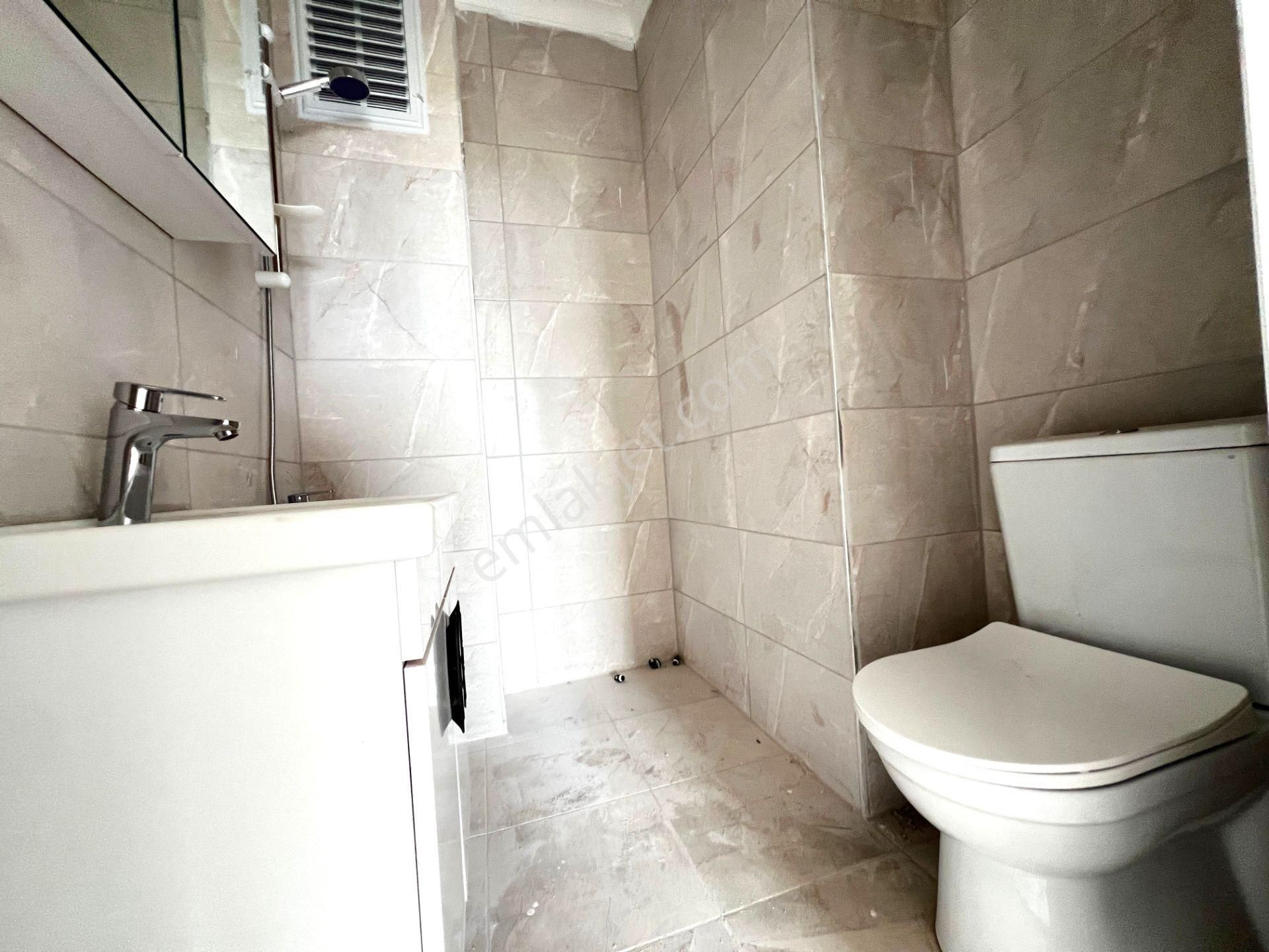 Yiğit'ten Kadıköy'de 2+1 Öncephe Ebeveyn Banyolu Sıfır Daire - Görsel 24