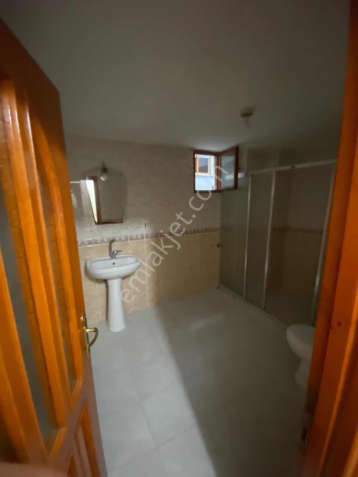 Yağmur Emlak'tan Canik B.evlerinde Satılık 3+1 Fırsat Daire - Görsel 6