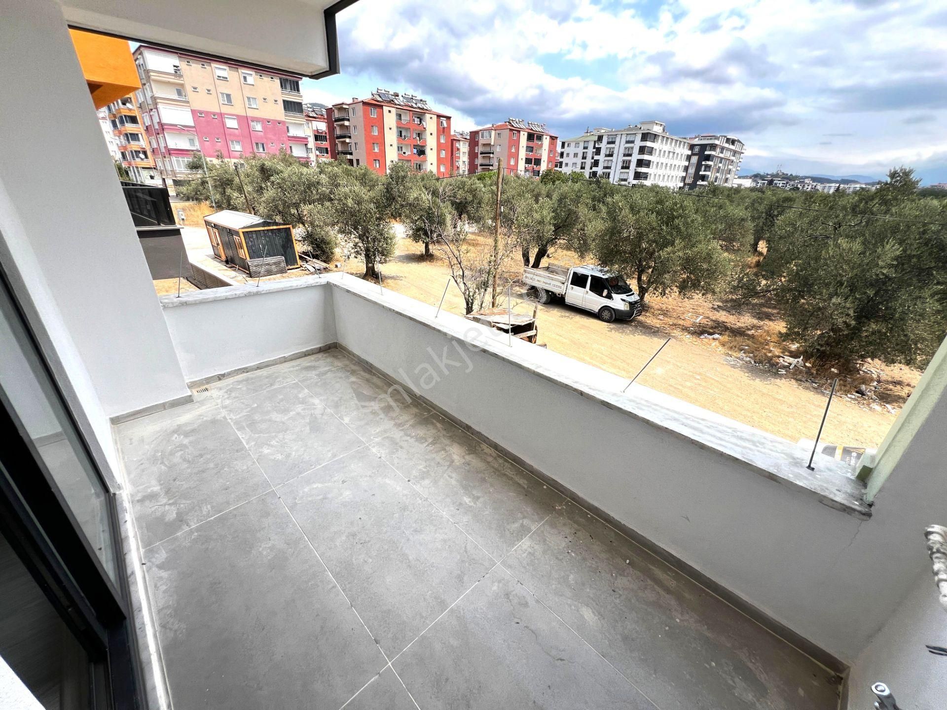 Yiğit'ten Kadıköy'de 2+1 Öncephe Kapalı Otoparklı Sıfır Daire - Görsel 18