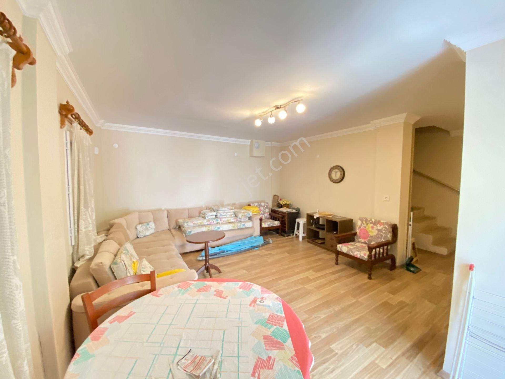 Seferihisar Ürkmez'de Plajına 50m Deniz Tarafı Satılık 3+1 Villa - Görsel 11