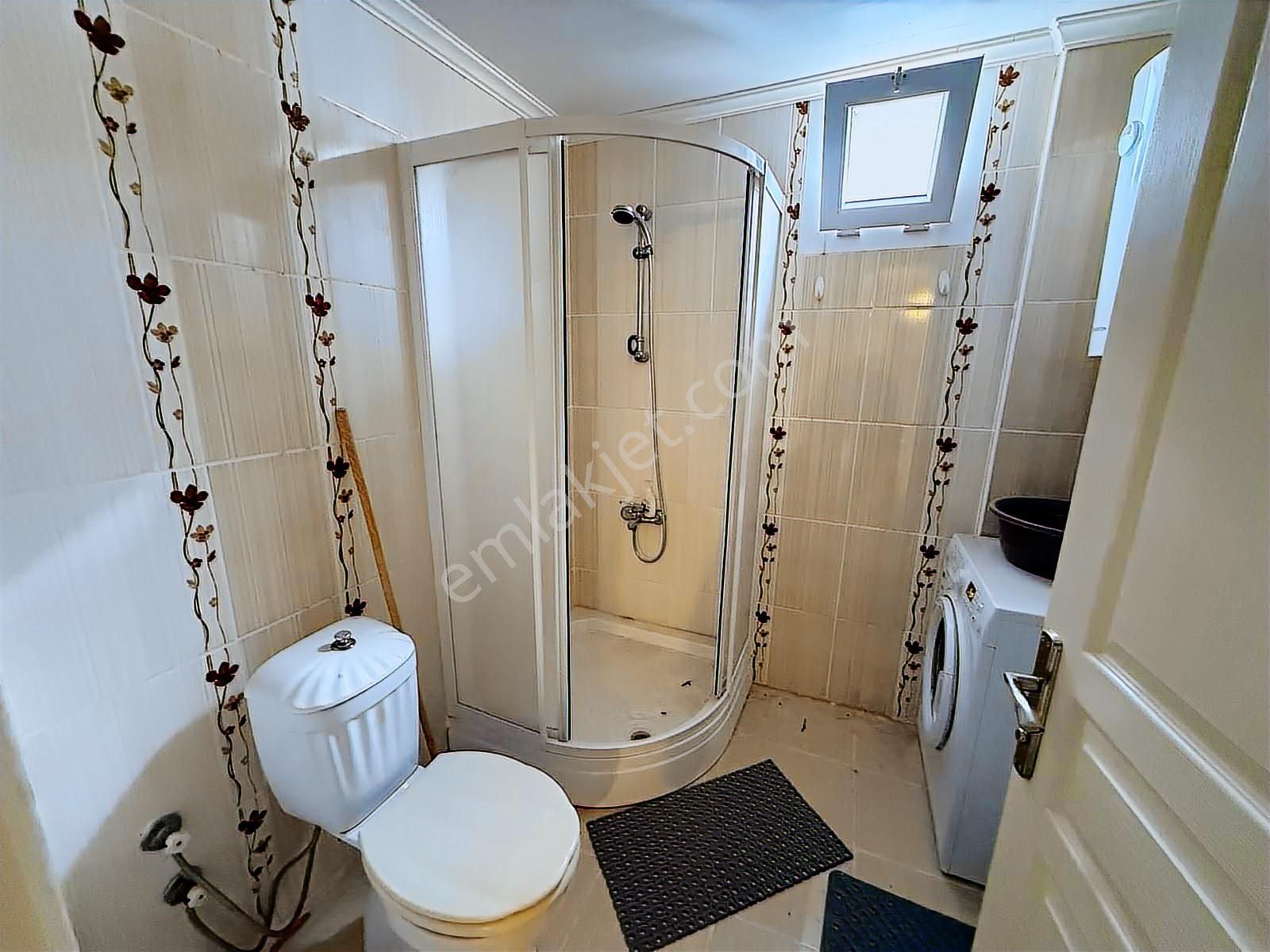 Kuşadası Dolmus Güzergah Üzeri Denizi Manzaralı 3+1 Fırsat Daire - Görsel 3