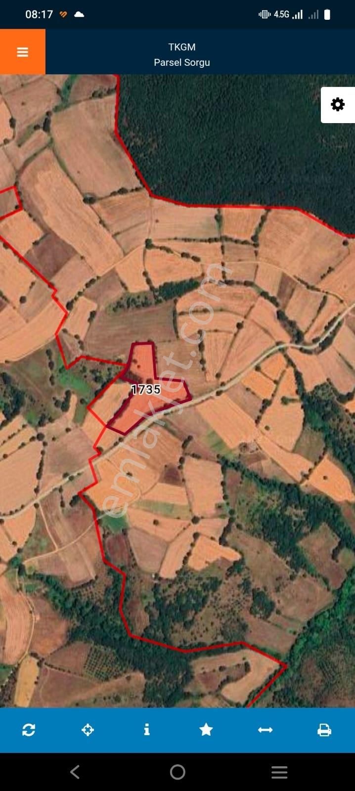 Turyap'tan Asfalt Yola Cepheli İçinde Suyu Olan Büyük Arazi - Görsel 2