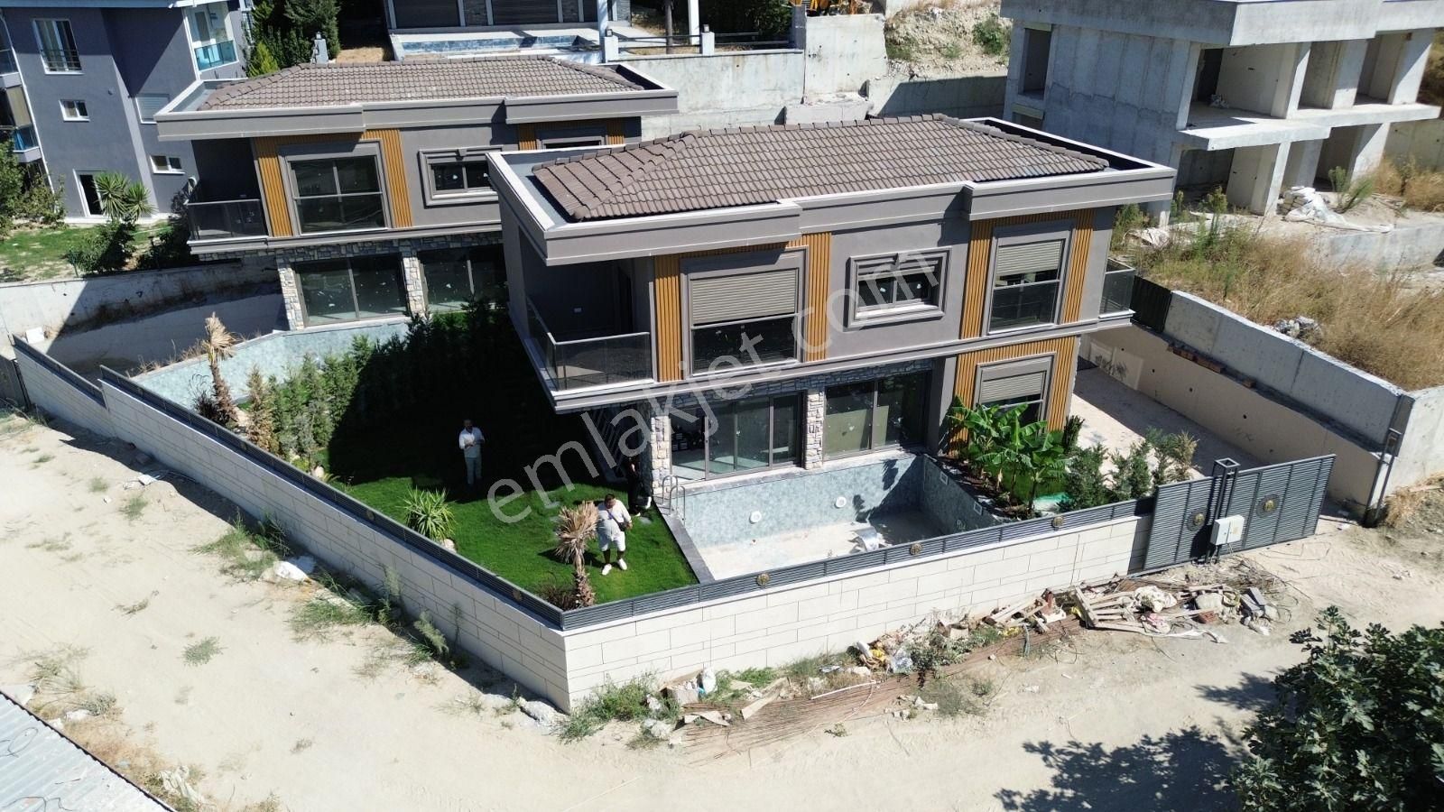 Yaylaköy'de Deniz Manzaralı Özel Havuzlu Sıfır Villa - Görsel 5