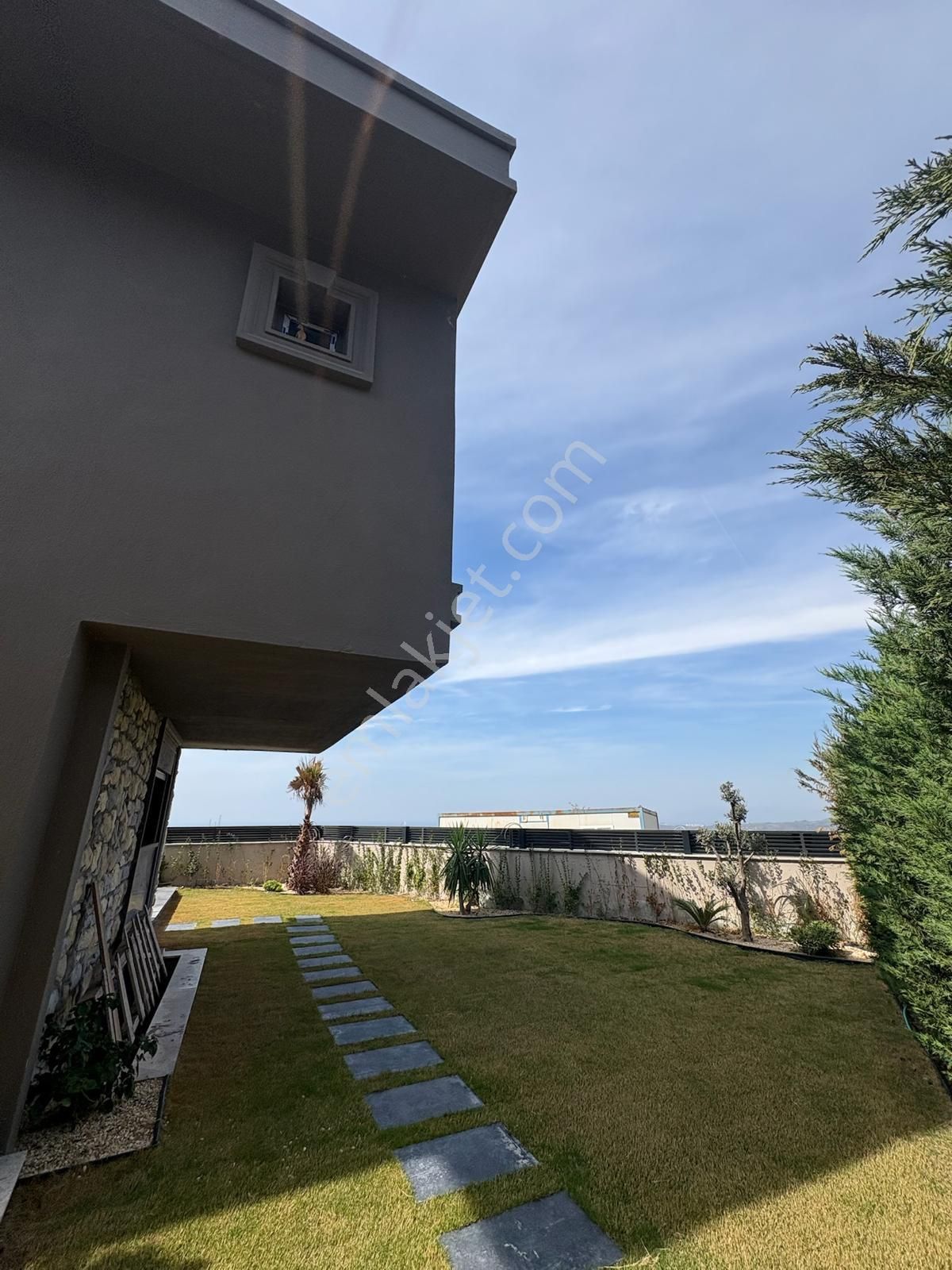 Yaylaköy'de Deniz Manzaralı Özel Havuzlu Sıfır Villa - Görsel 15