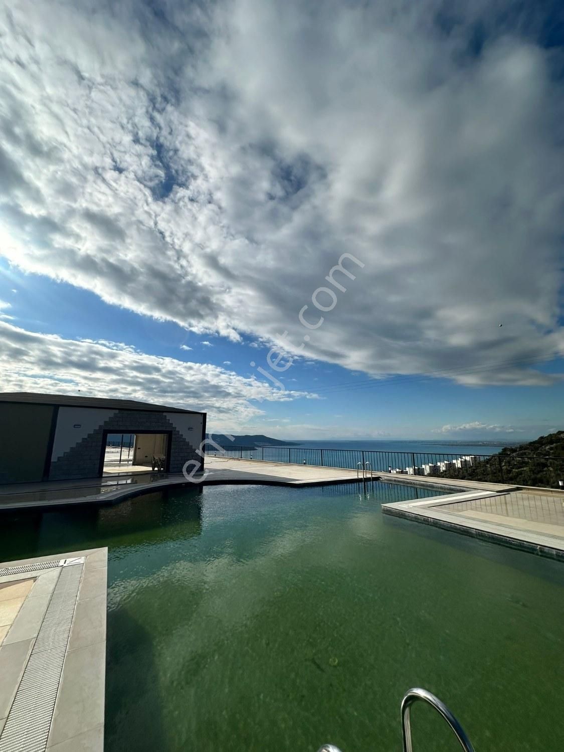 Didim Akbük'de Satılık 2+1 Sıfır Deniz Manzaralı Lüx Dublex Dair - Görsel 2