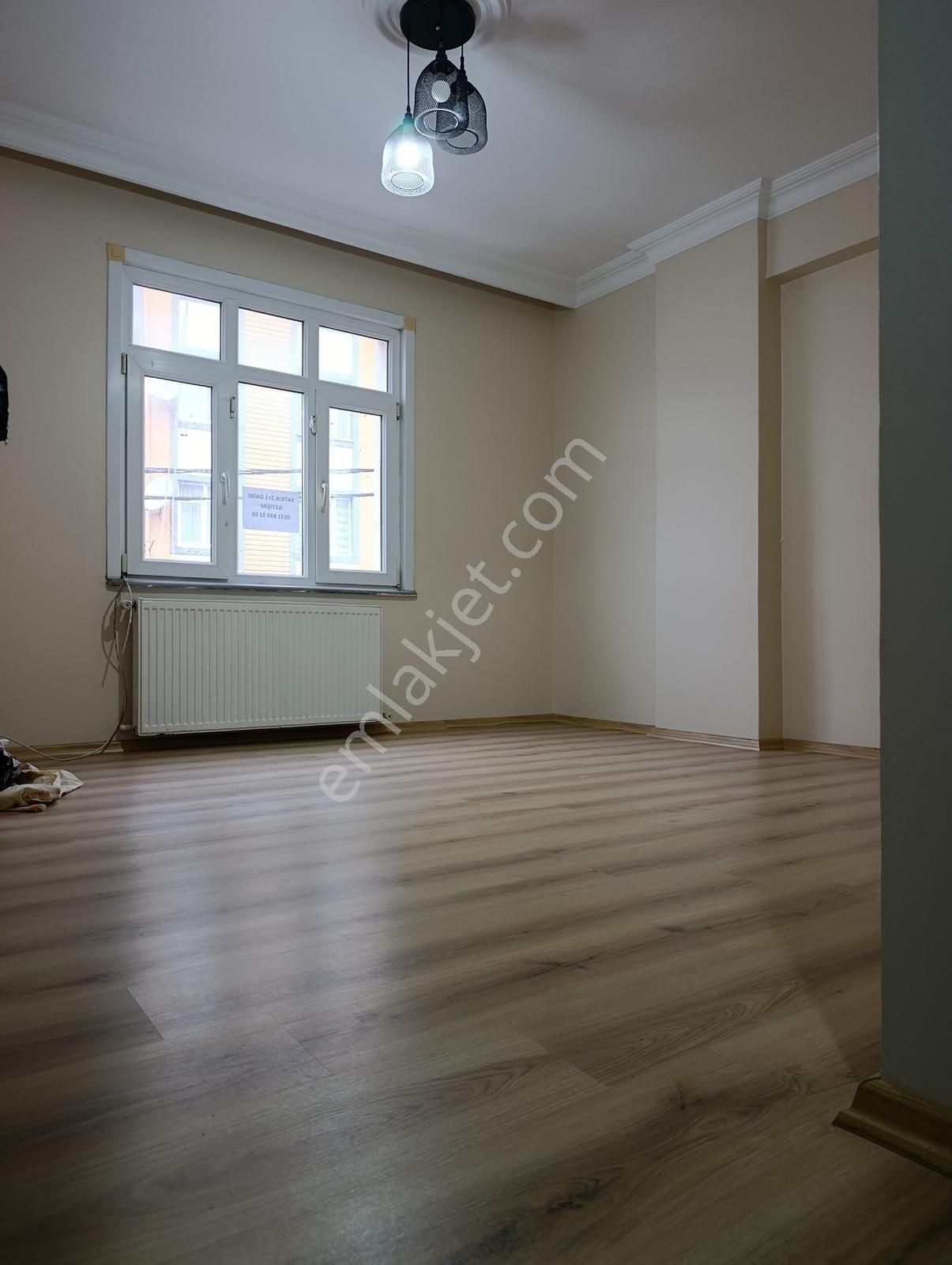 Araz Gayrimenkul Zübeyde Hanım Mah. Ana Cad.1 Kat Satılık Daire - Görsel 2