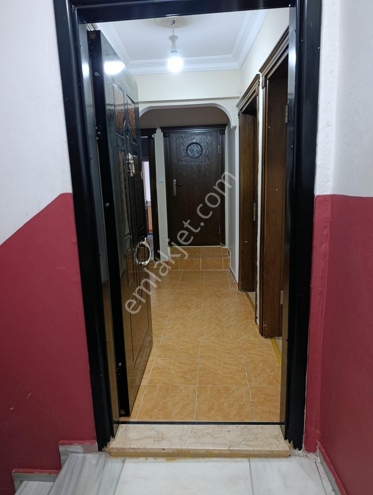 Araz Gayrimenkul Zübeyde Hanım Mah. Ana Cad.1 Kat Satılık Daire - Görsel 5