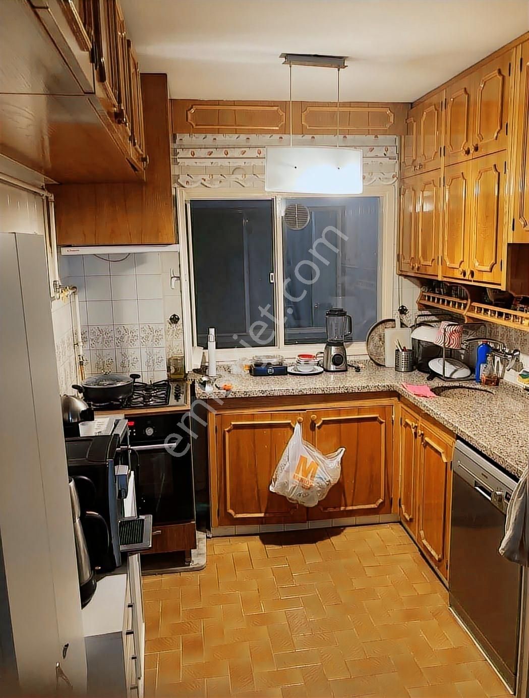 Karşıyaka Bostanlı Mahallesinde Satılık 3+1 Daire - Görsel 5