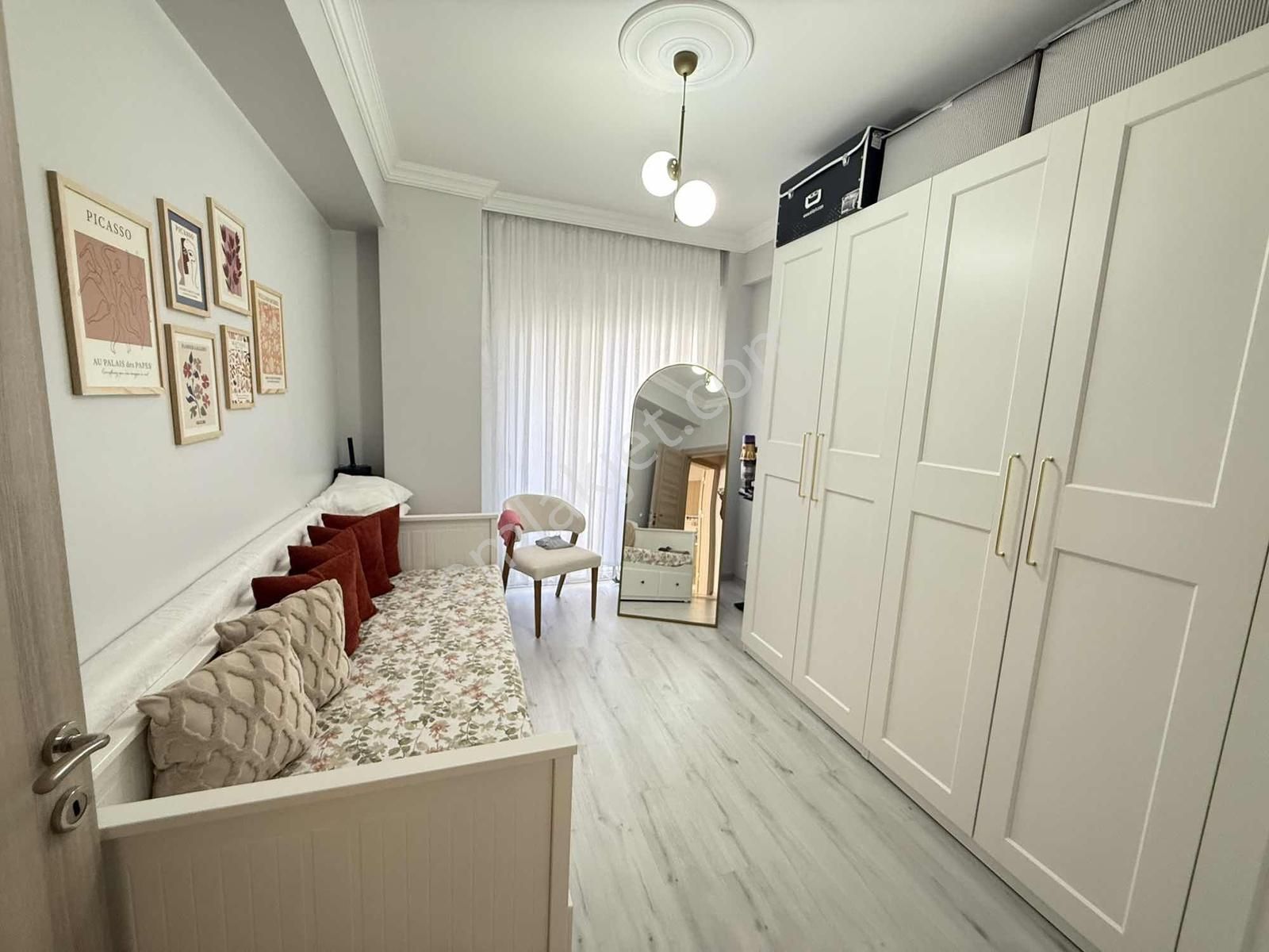 Kuşadası Davutlar Havuzlu Sitede Satılık 2+1 Daire - Görsel 18