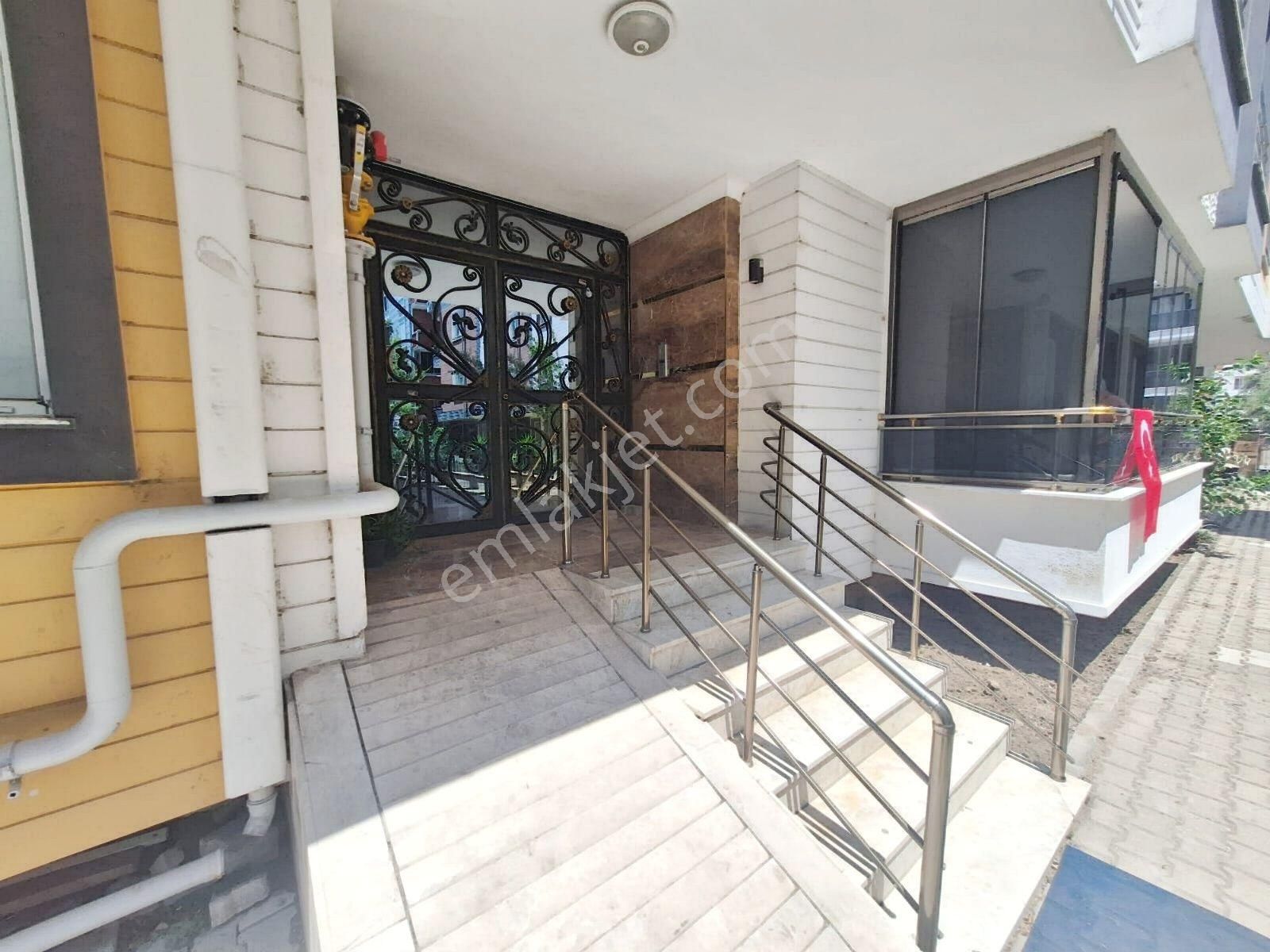 🔴 Güç Gayrimenkul'den Akçay'da Ara Kat Asansörlü Kombili Kaçmaz Şık Satılık 1+1 Daire - Görsel 6