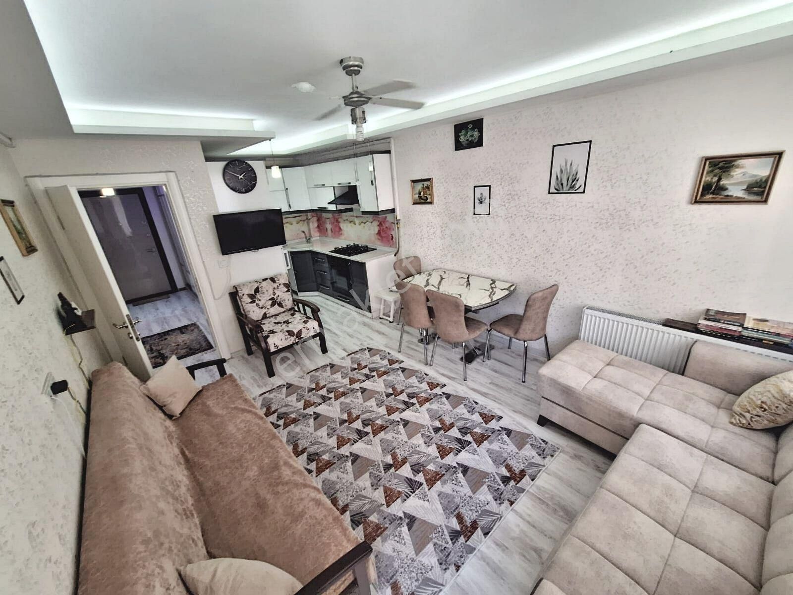 🔴 Güç Gayrimenkul'den Akçay'da Ara Kat Asansörlü Kombili Kaçmaz Şık Satılık 1+1 Daire - Görsel 27