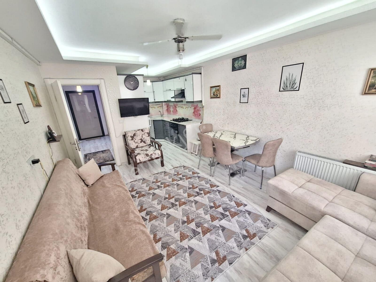 🔴 Güç Gayrimenkul'den Akçay'da Ara Kat Asansörlü Kombili Kaçmaz Şık Satılık 1+1 Daire - Görsel 4