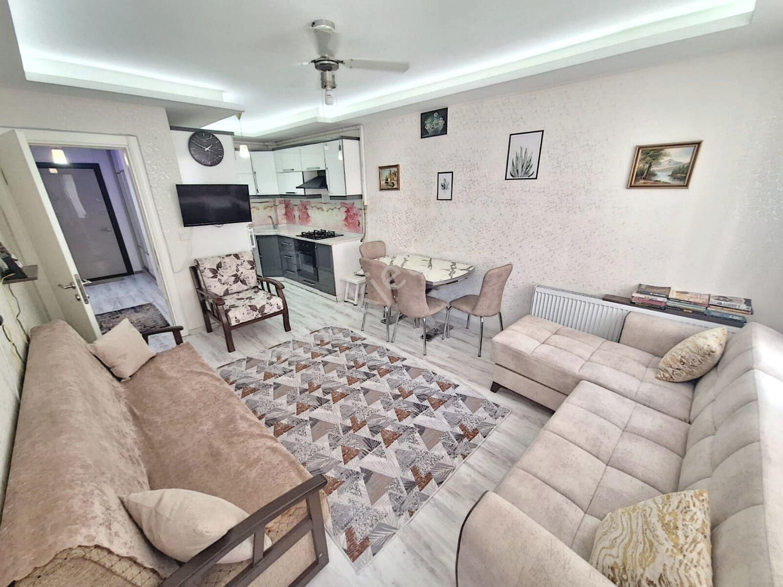 🔴 Güç Gayrimenkul'den Akçay'da Ara Kat Asansörlü Kombili Kaçmaz Şık Satılık 1+1 Daire - Görsel 12