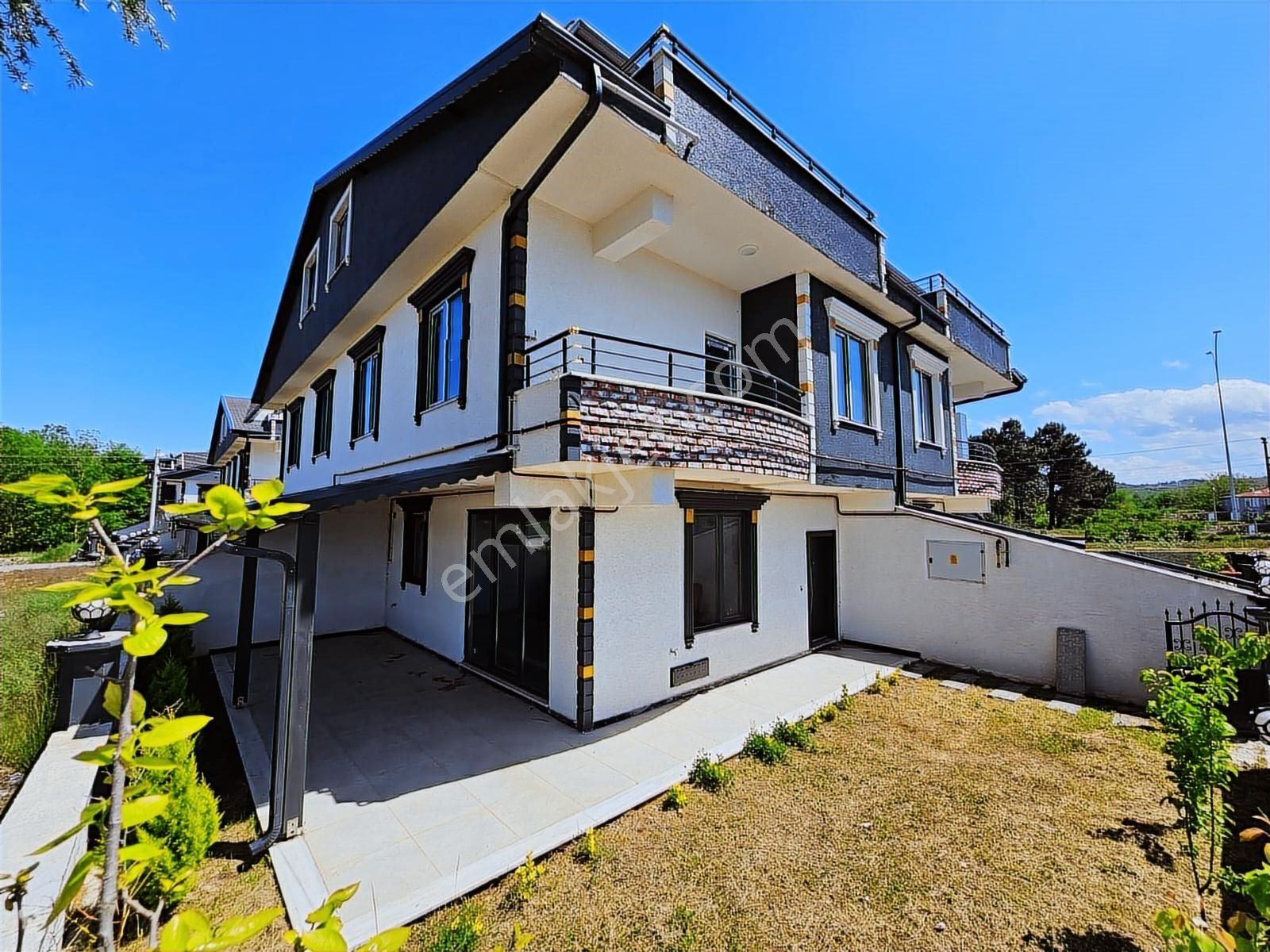 Deniz'den 5+1 Ön Cephe, Yerden Isıtmalı Villa- Tanıtım Videolu