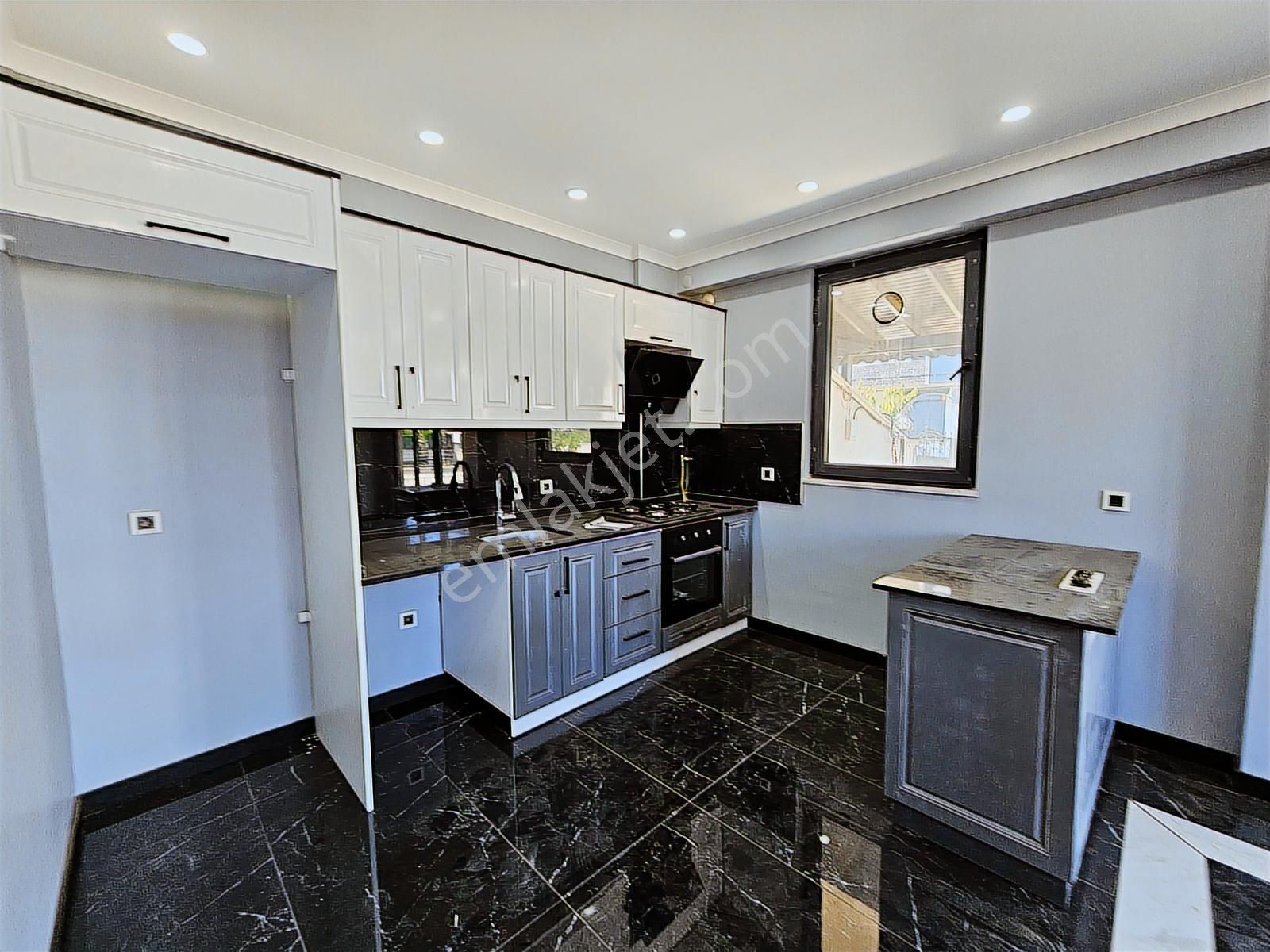 Deniz'den 5+1 Ön Cephe, Yerden Isıtmalı Villa- Tanıtım Videolu - Görsel 21