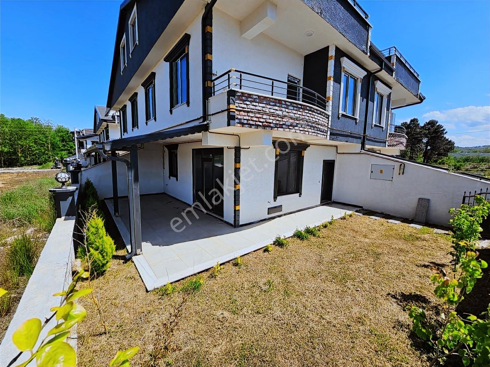 Deniz'den 5+1 Ön Cephe, Yerden Isıtmalı Villa- Tanıtım Videolu - Görsel 9