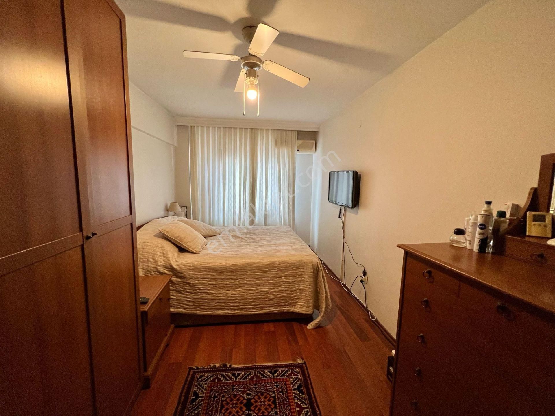 Ortaköy Ana Cadde Üzerinde 180m2 Geniş Masrafsız 4+1 Satılık Daire - Görsel 9