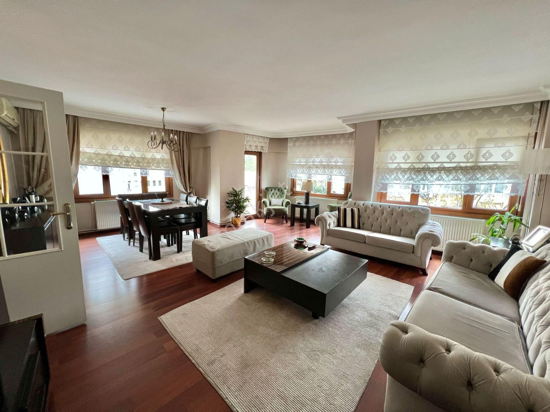 Ortaköy Ana Cadde Üzerinde 180m2 Geniş Masrafsız 4+1 Satılık Daire