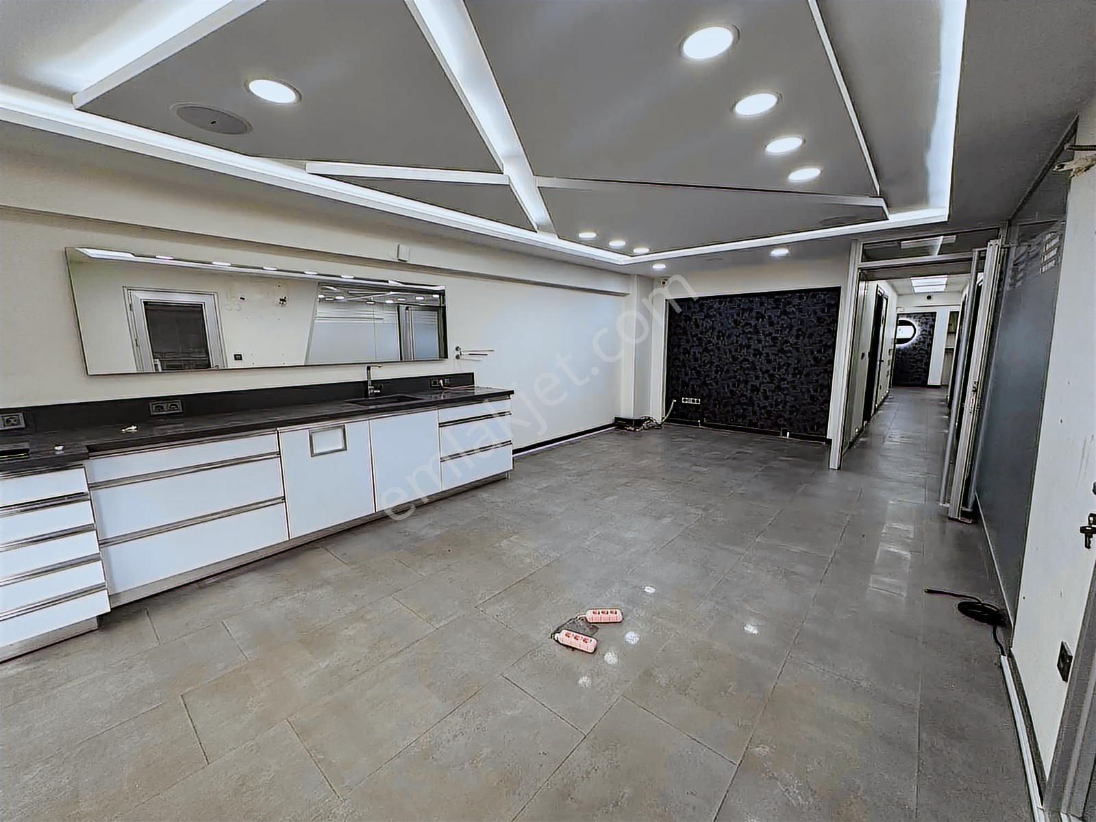 Qzen Gayrimenkulden Cadde Üzeri 4+1 180 M2 Daire - Görsel 29