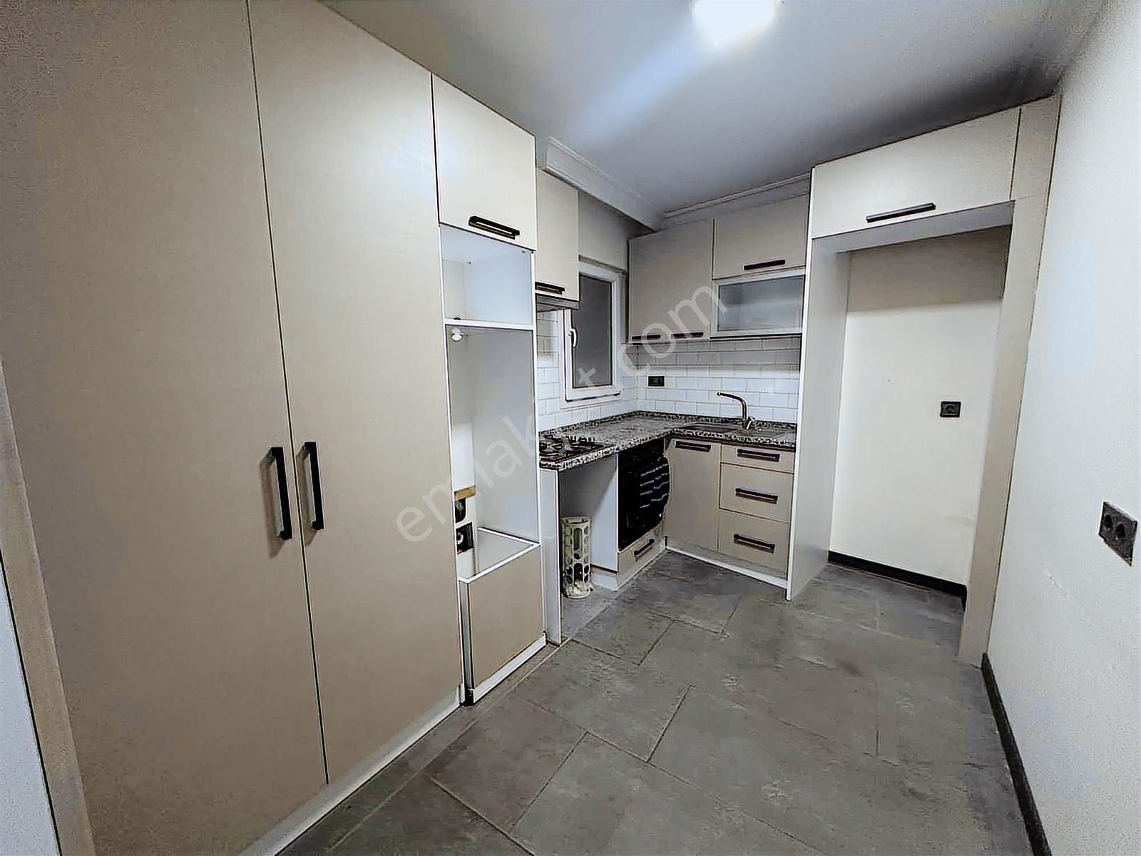 Qzen Gayrimenkulden Cadde Üzeri 4+1 180 M2 Daire - Görsel 24