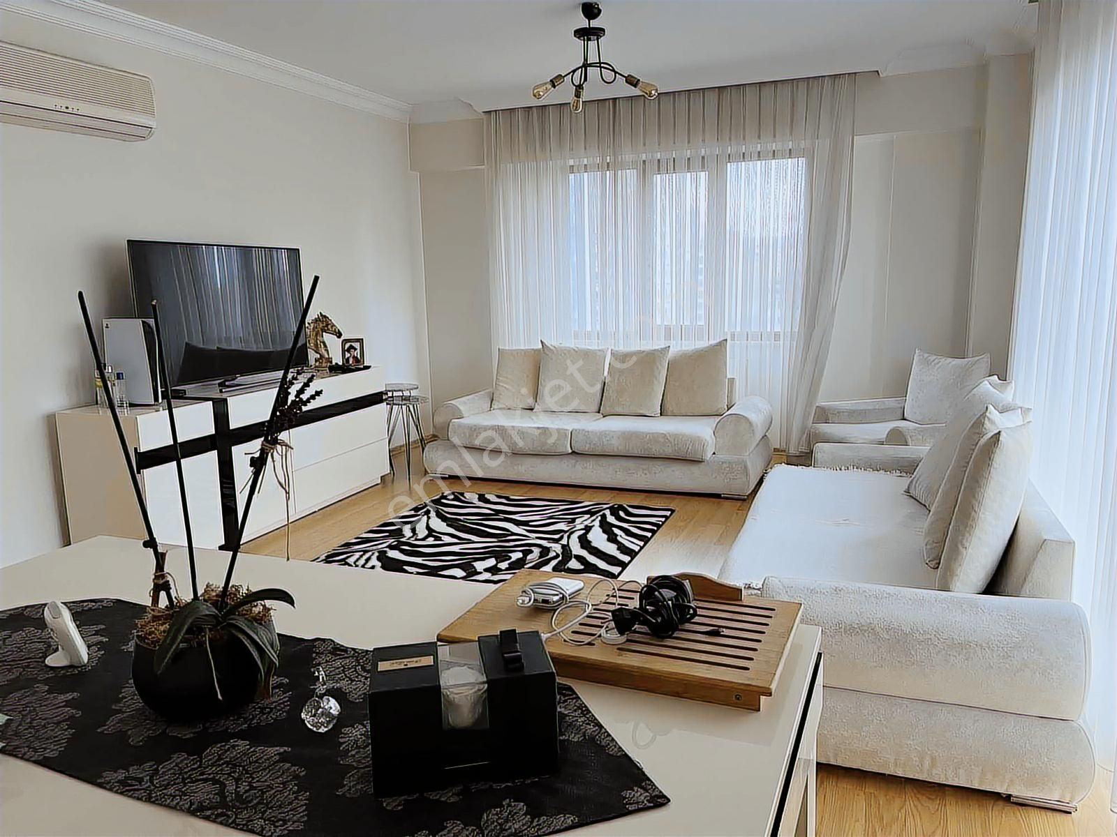 Ümraniye Tatlısu Mahallesi Ünver Kule'de 3+1 Satılık Daire - Görsel 15