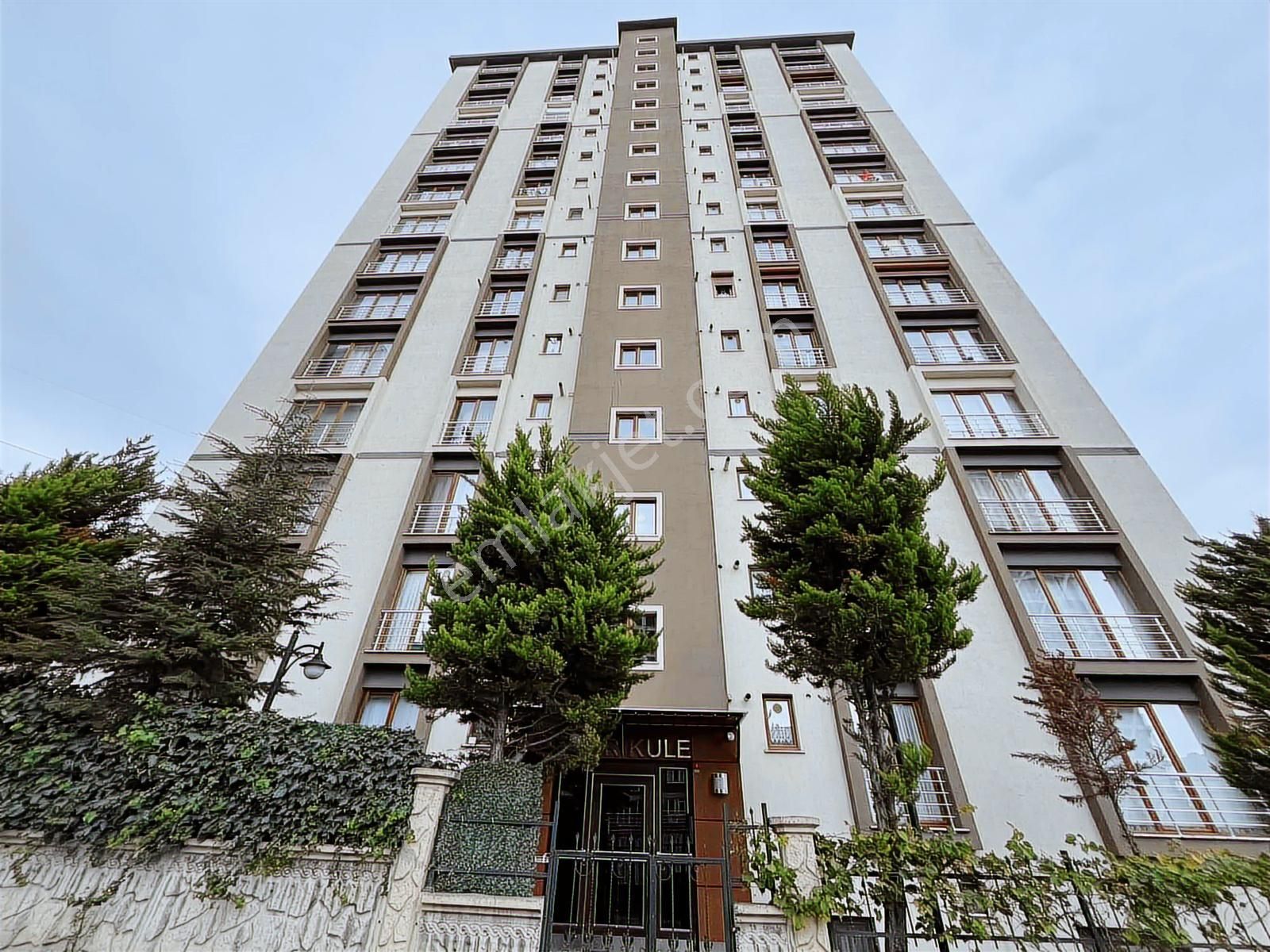 Ümraniye Tatlısu Mahallesi Ünver Kule'de 3+1 Satılık Daire