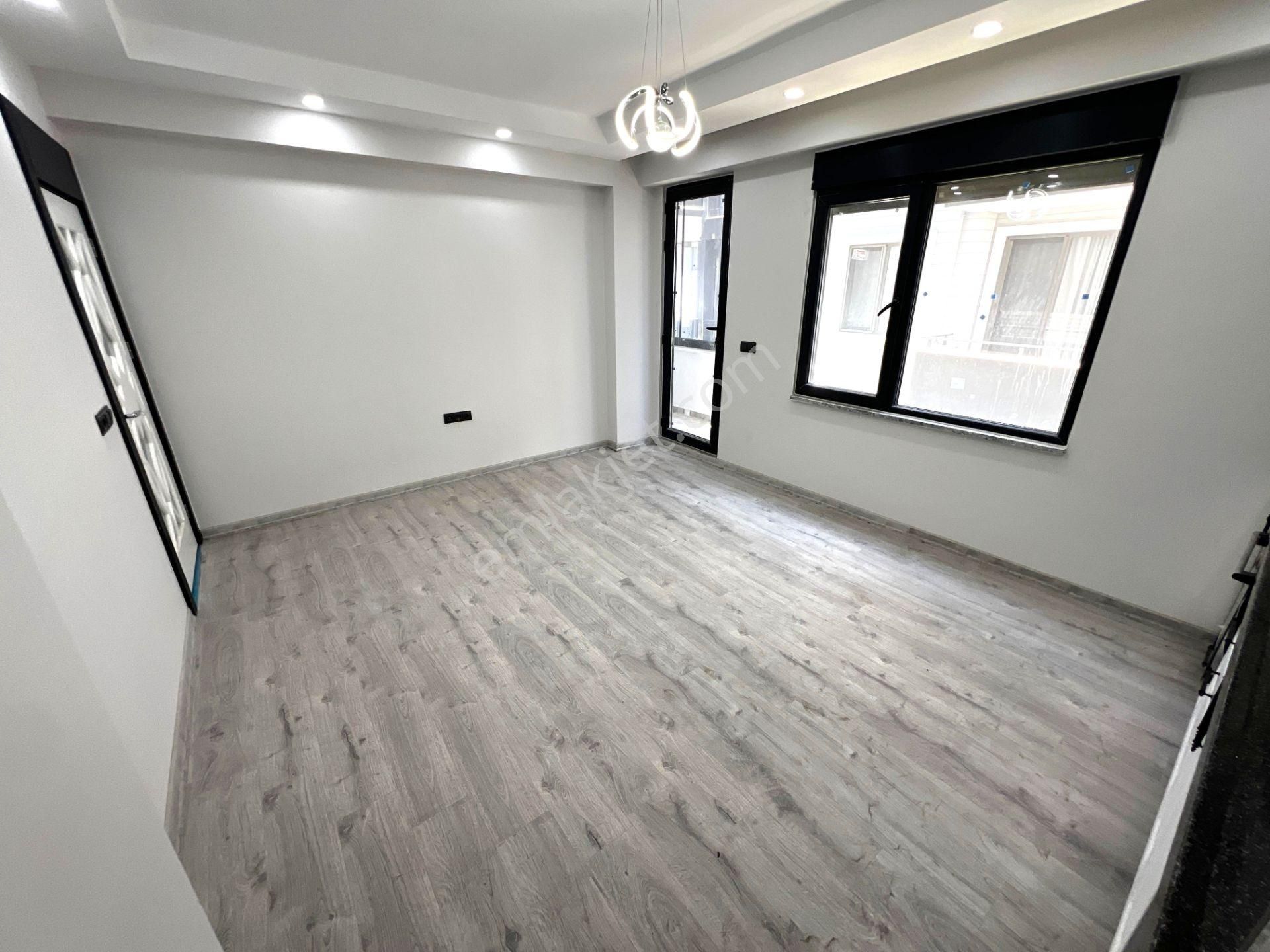 Yiğit'ten Altınkumda 1+1 Yerden Isıtmalı Asansörlü Sıfır Daire - Görsel 9