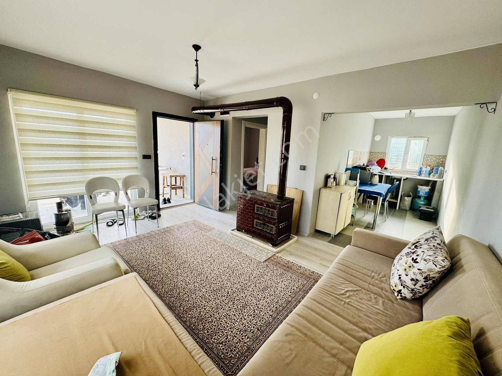 Bala- Beynamda 400 M2 İçinde 1+1 Yapılı Verandalı Müstakil Ev - Görsel 24