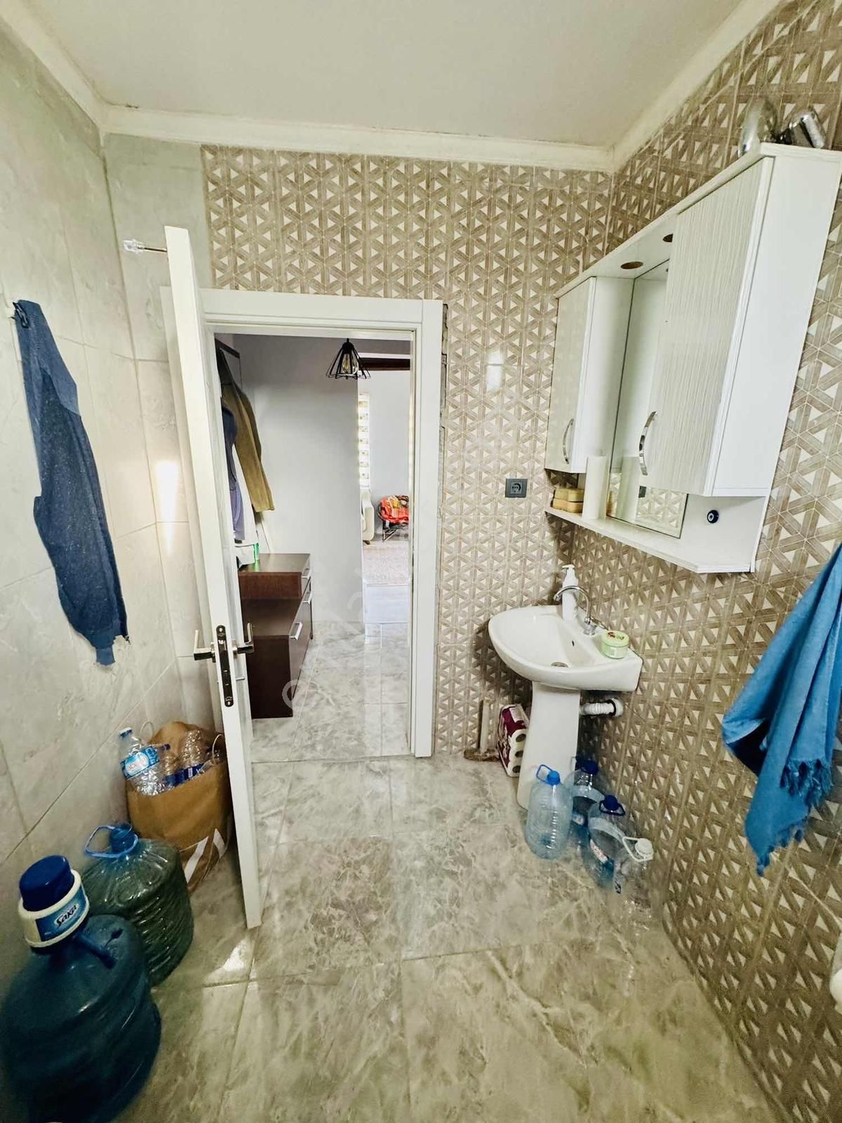 Bala- Beynamda 400 M2 İçinde 1+1 Yapılı Verandalı Müstakil Ev - Görsel 33