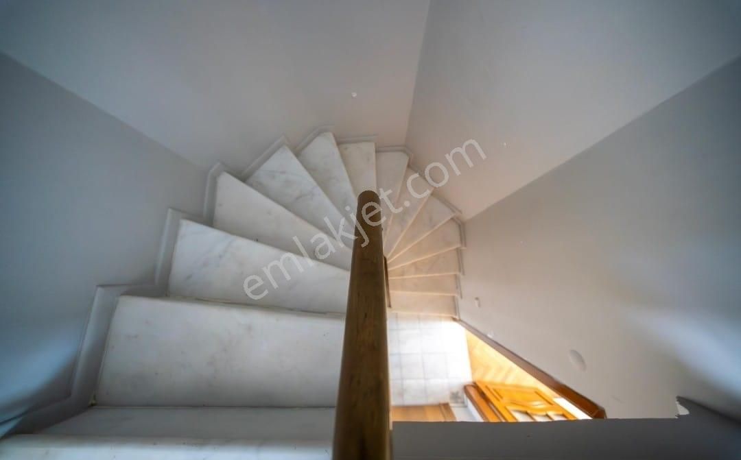 Karşıyaka Bostanlıda 3+1 Dubleks Satılık Daire - Görsel 10