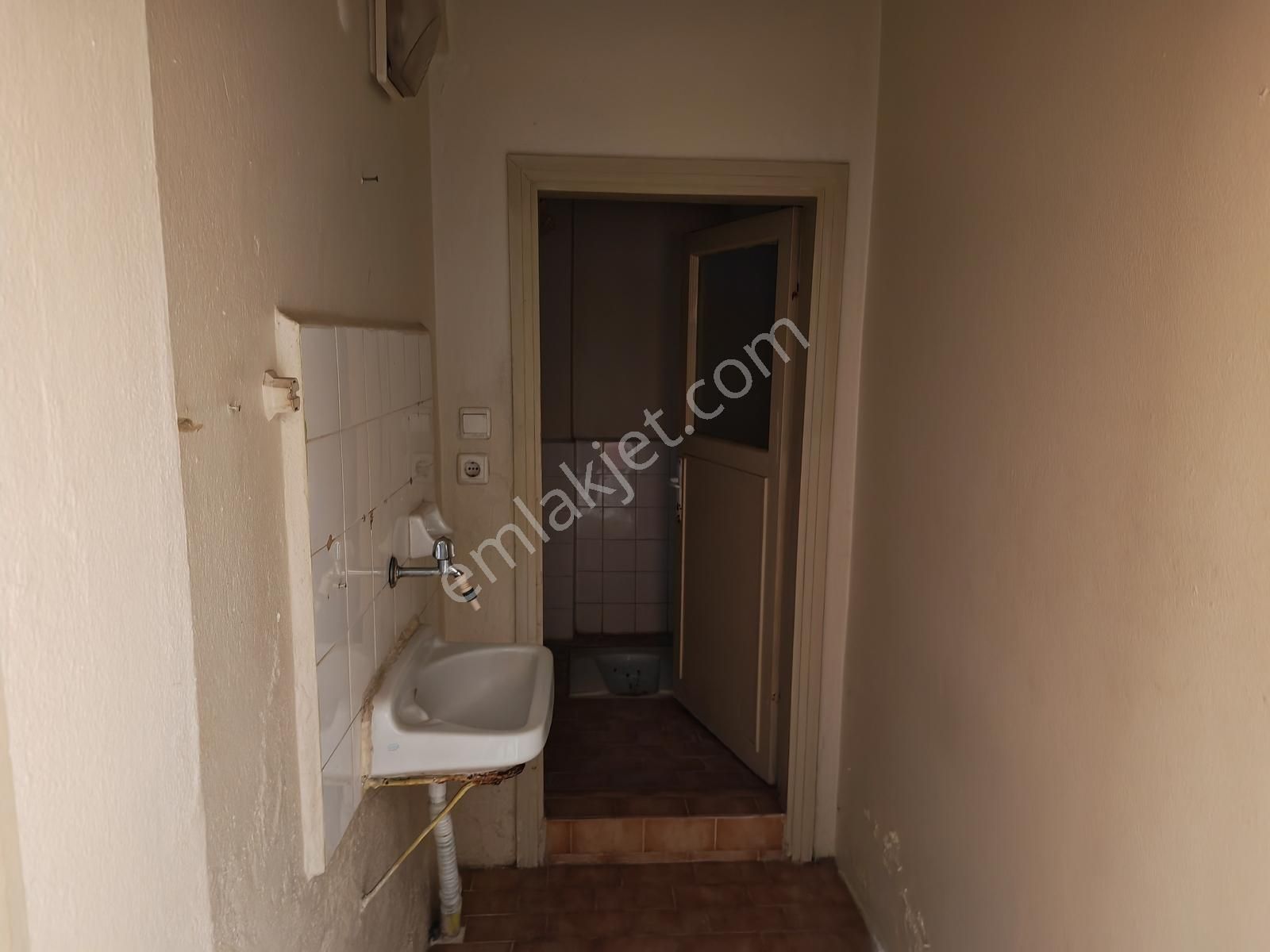 95 M2 Kiralık Geniş Ve Ferah Daire Gönen / Malkoç Mahallesi - Görsel 24