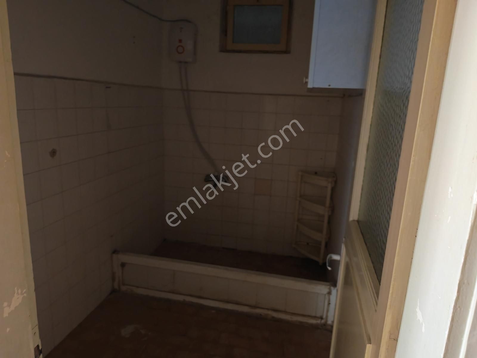 95 M2 Kiralık Geniş Ve Ferah Daire Gönen / Malkoç Mahallesi - Görsel 18