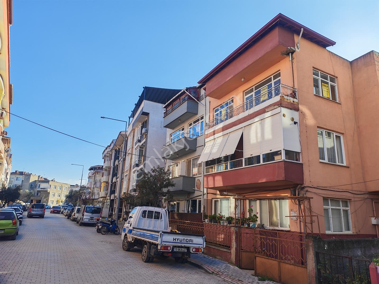 95 M2 Kiralık Geniş Ve Ferah Daire Gönen / Malkoç Mahallesi - Görsel 21
