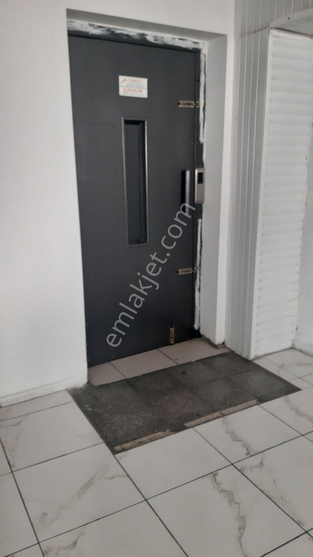 777 M2, 12 Sınıftan Oluşan Satılık Dershane Dükkan - Görsel 32