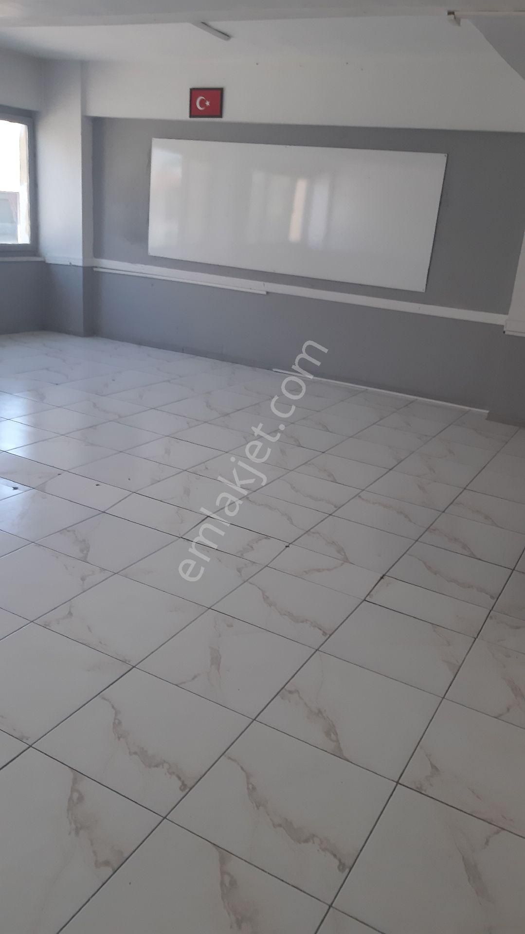 777 M2, 12 Sınıftan Oluşan Satılık Dershane Dükkan - Görsel 17