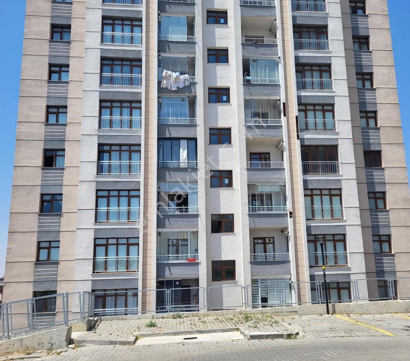 Altıağaç Toki Bloklarında Kiralık 3+1