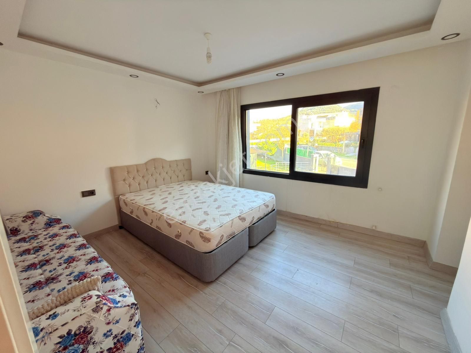 Güzelçamlı Da Havuzlu Butik Sitede 3+1 Villa - Görsel 8